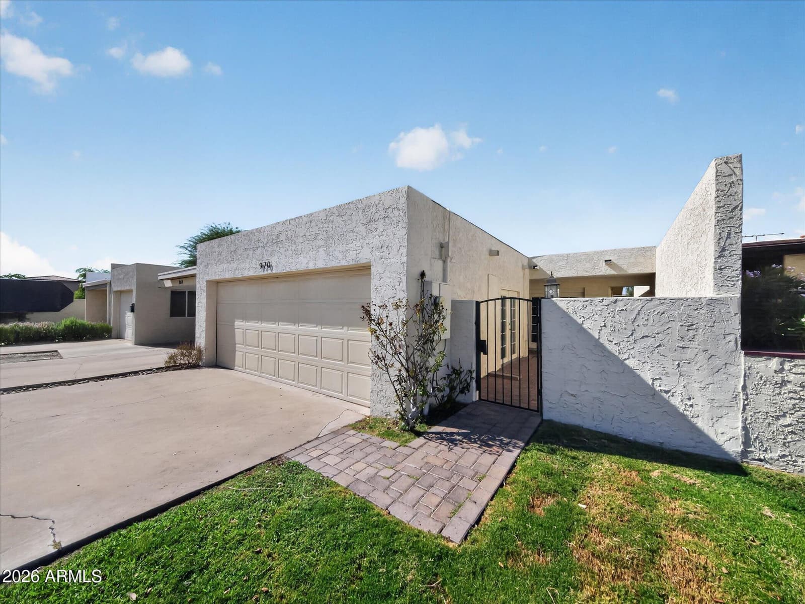 970 W Tulsa Street, Chandler, AZ 85225 — photo 2 of 26