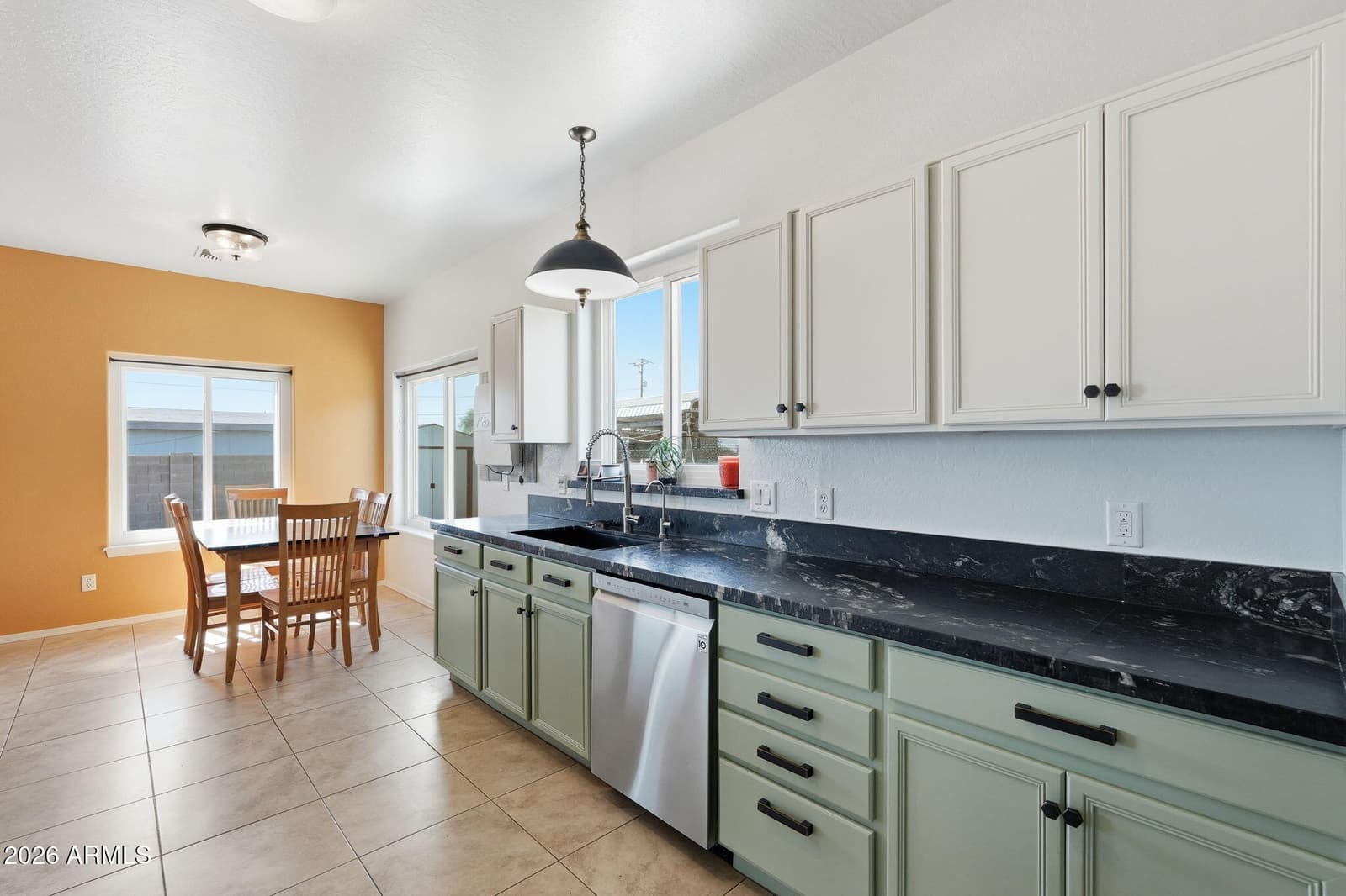 236 N Thunderbird Drive, Apache Junction, AZ 85120 — photo 13 of 37