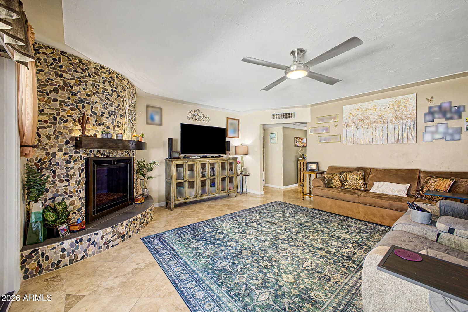 526 W Townley Avenue, Phoenix, AZ 85021 — photo 5 of 25