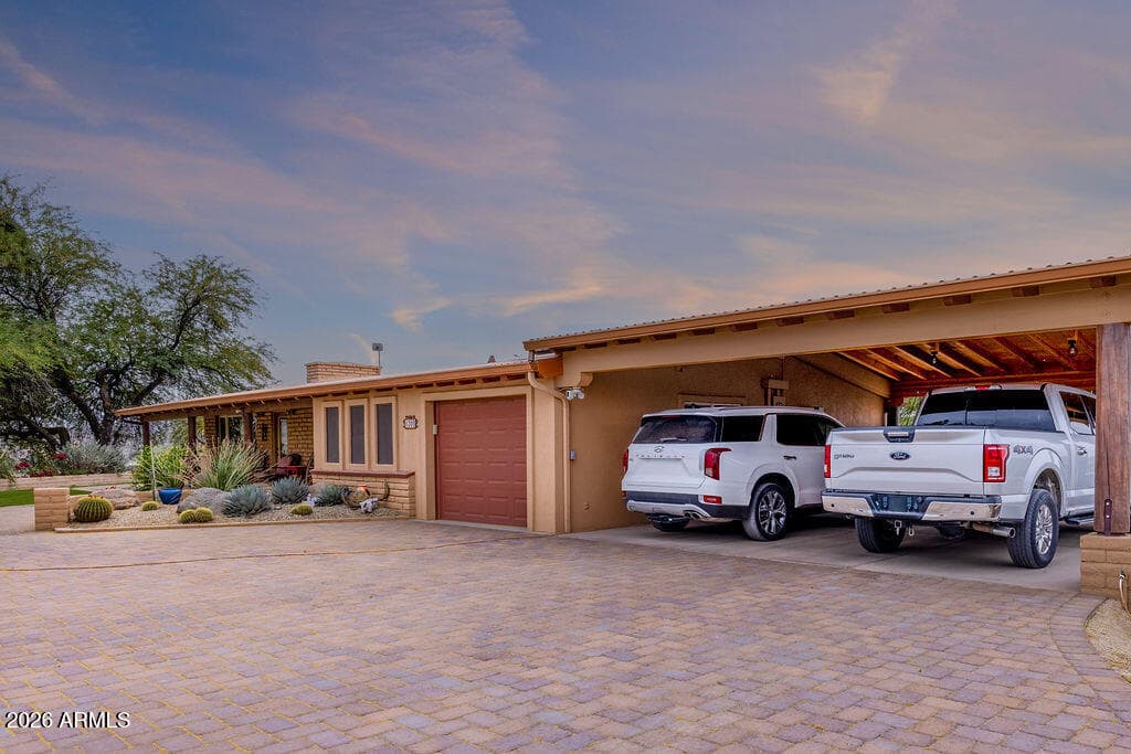 1305 Jack Burden Road, Wickenburg, AZ 85390 — photo 5 of 54