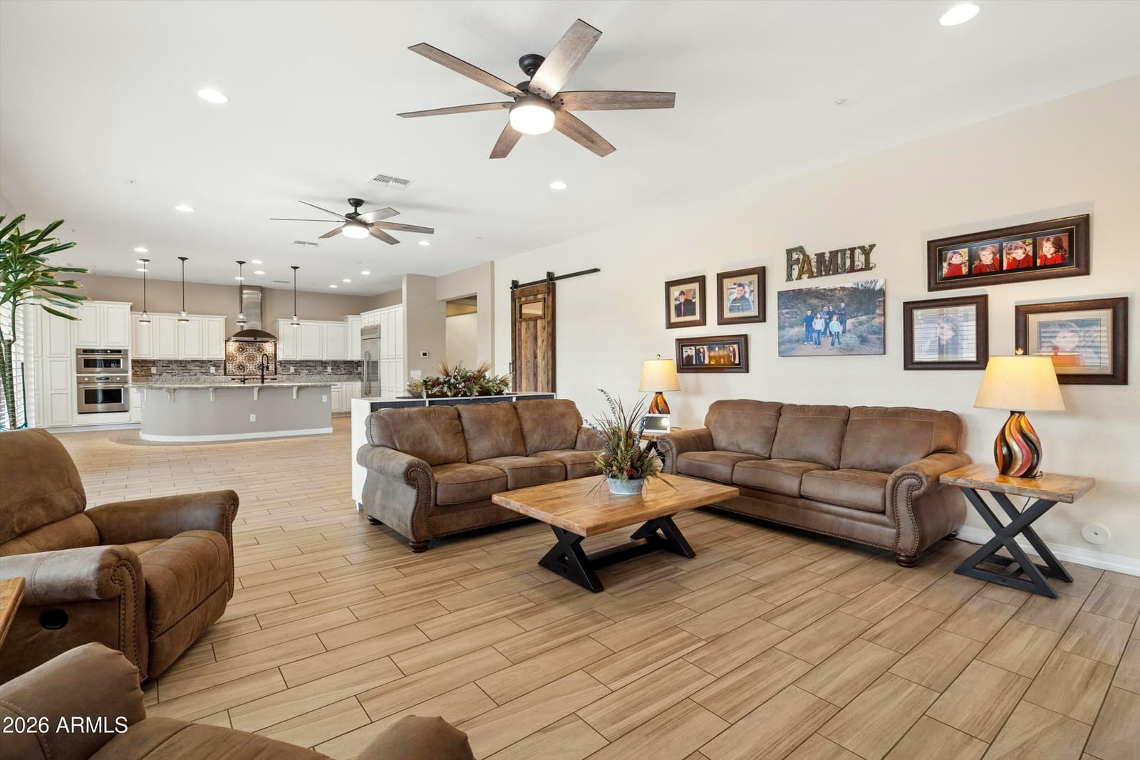 7551 W Saguaro Park Lane, Peoria, AZ 85383 — photo 3 of 26