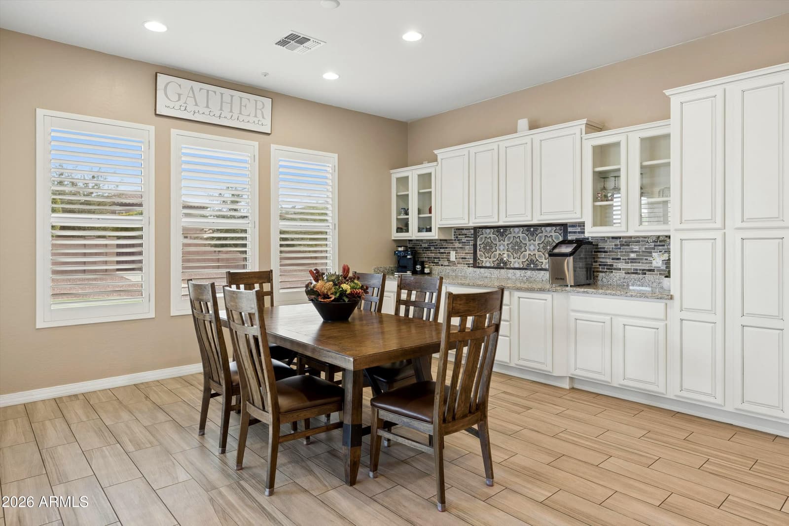 7551 W Saguaro Park Lane, Peoria, AZ 85383 — photo 6 of 26