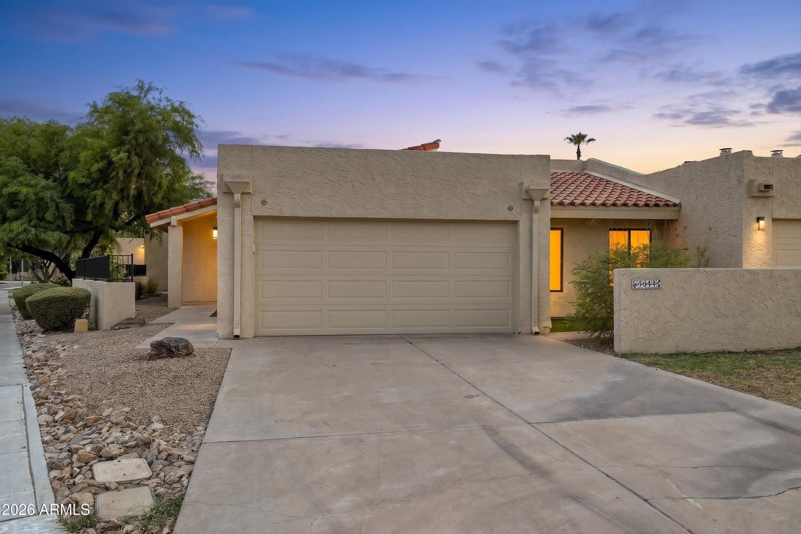 7817 E Sandalwood Drive, Scottsdale, AZ 85250 — photo 2 of 43