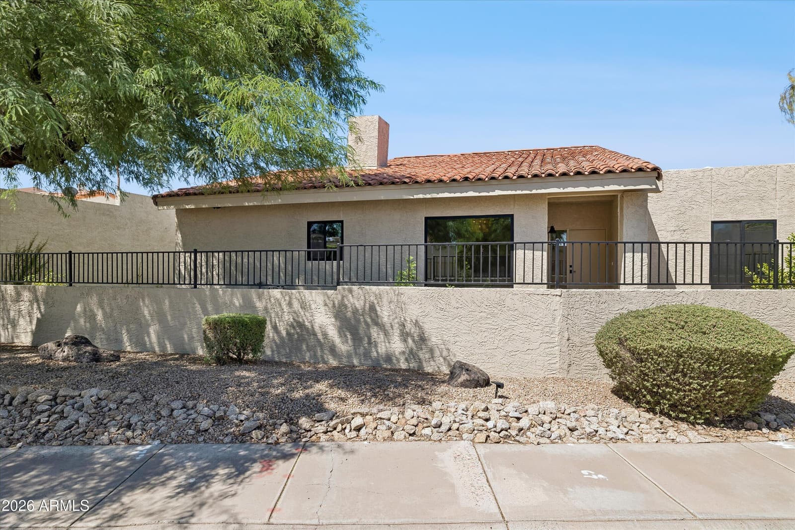 7817 E Sandalwood Drive, Scottsdale, AZ 85250 — photo 3 of 43