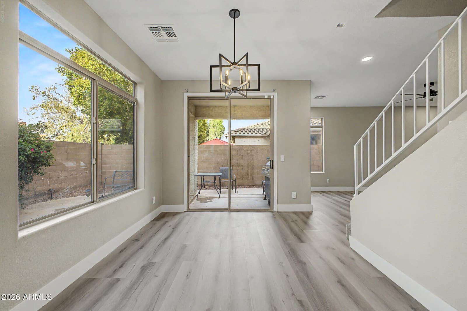 682 S Jesse Street, Chandler, AZ 85225 — photo 4 of 33
