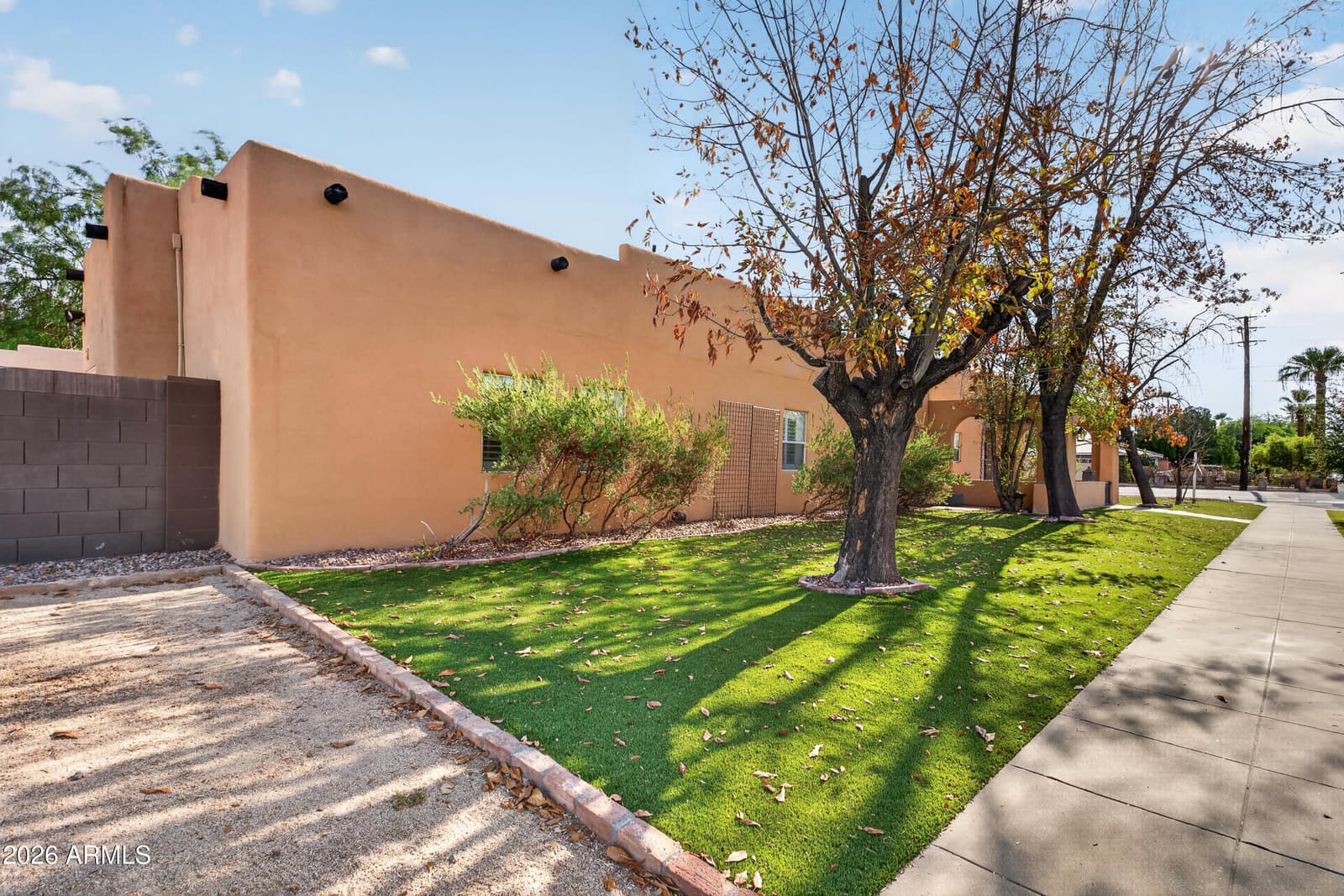2325 N 7th Avenue, Phoenix, AZ 85007 — photo 2 of 22