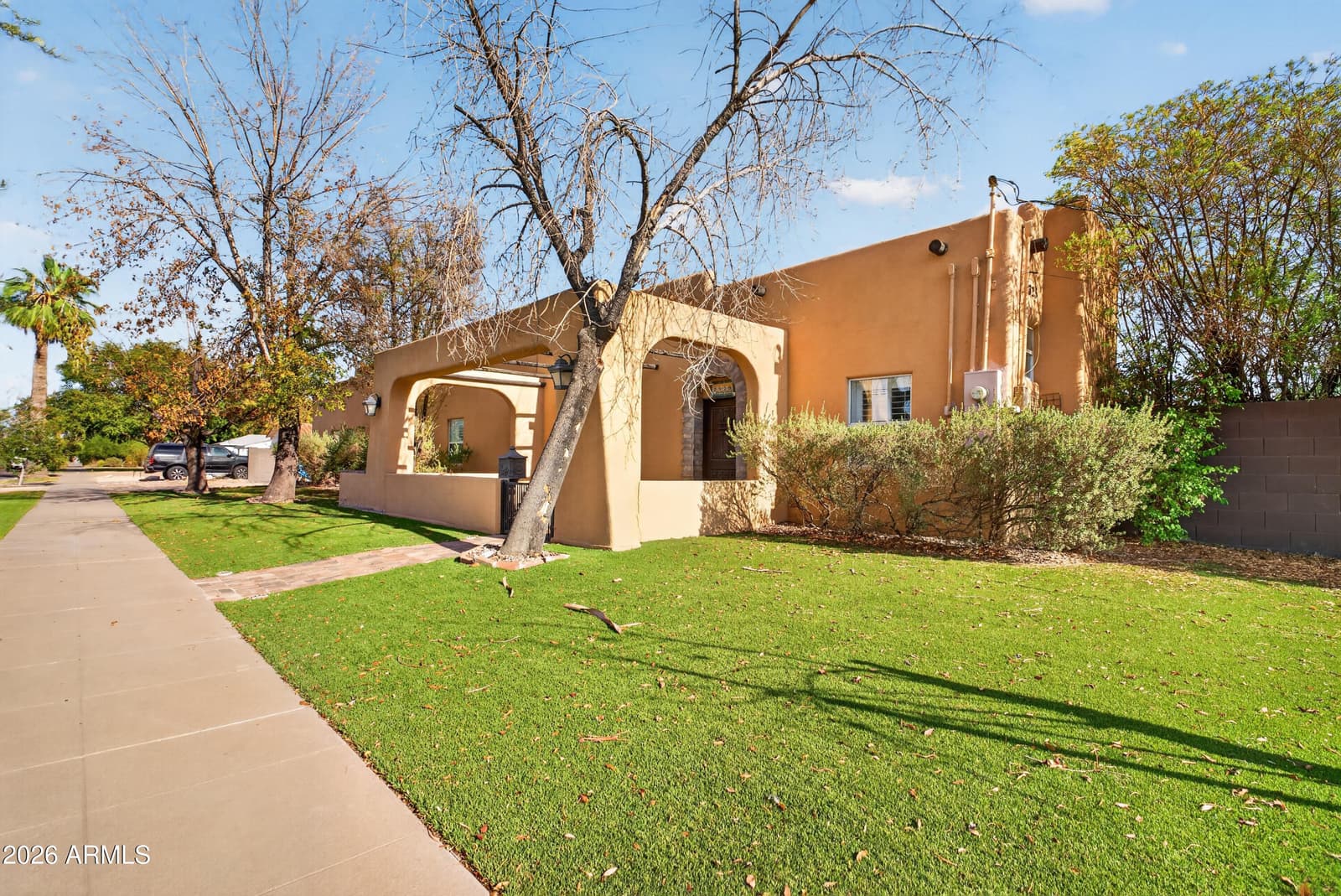 2325 N 7th Avenue, Phoenix, AZ 85007 — photo 3 of 22