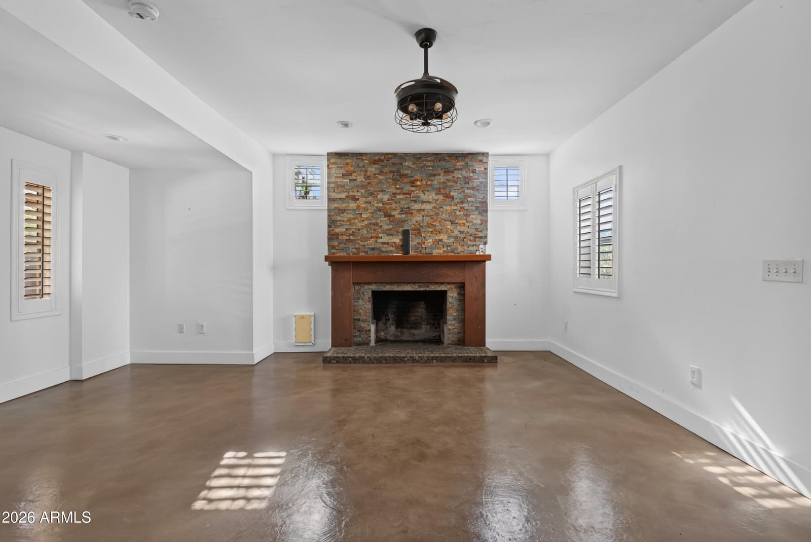2325 N 7th Avenue, Phoenix, AZ 85007 — photo 8 of 22