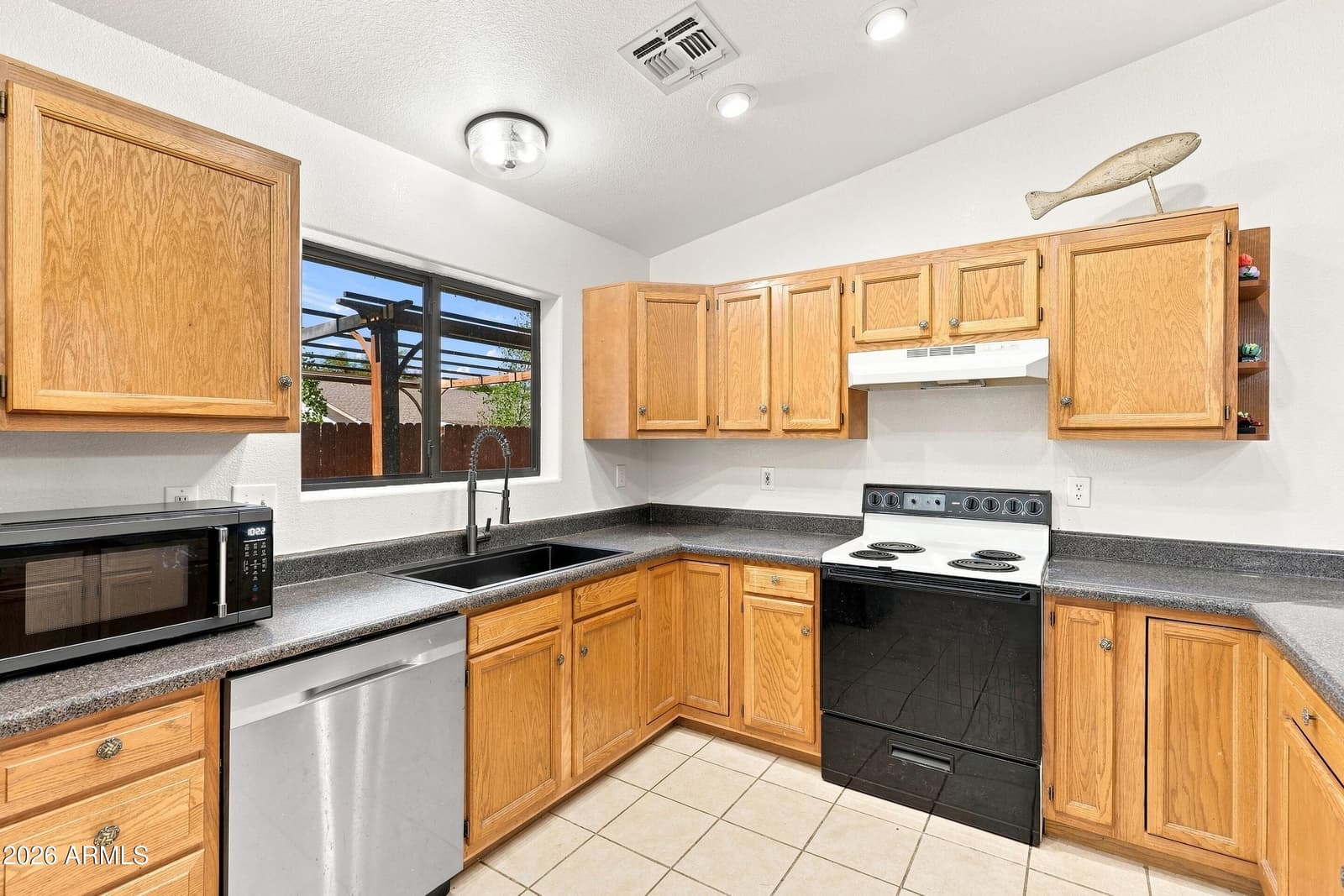 312 N Pioneer Trail, Payson, AZ 85541 — photo 9 of 40