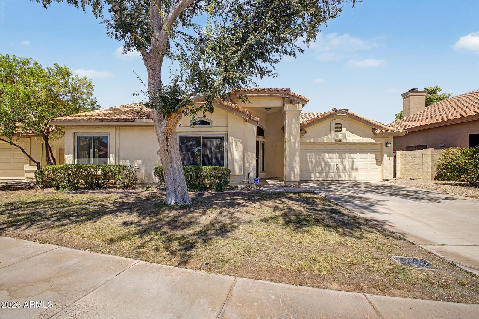 284 W Vera Lane, Tempe, AZ 85284 — photo 2 of 46