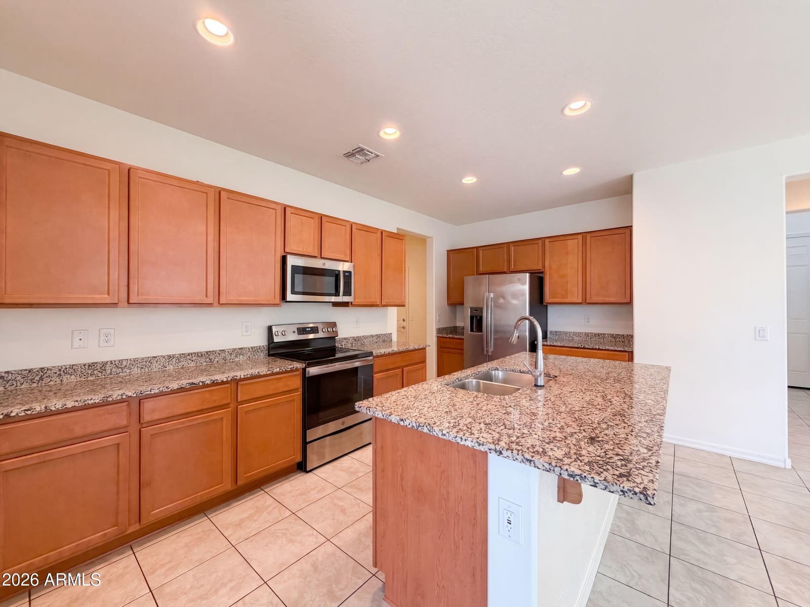 3325 W Dunbar Drive, Phoenix, AZ 85041 — photo 2 of 33