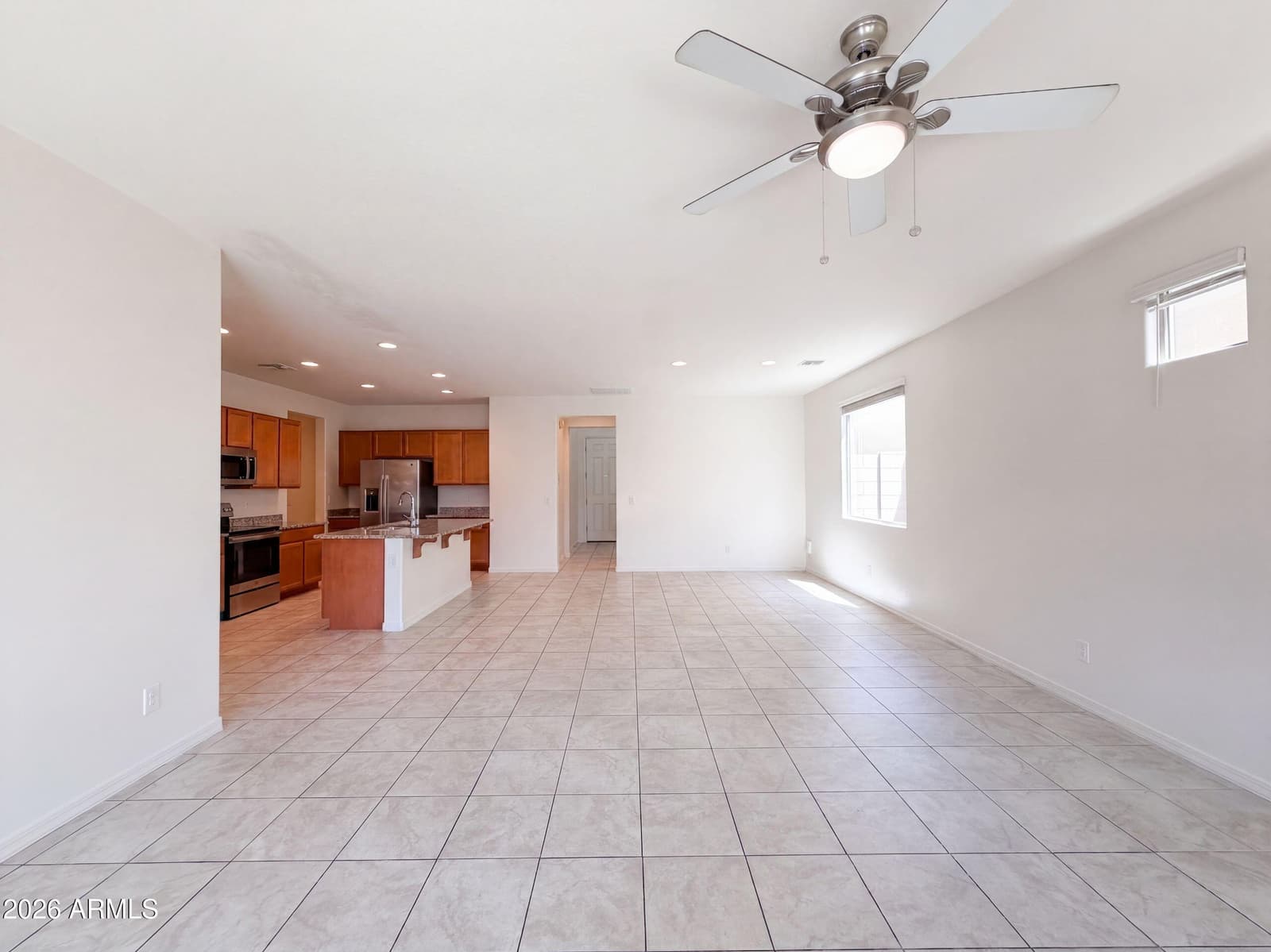 3325 W Dunbar Drive, Phoenix, AZ 85041 — photo 9 of 33
