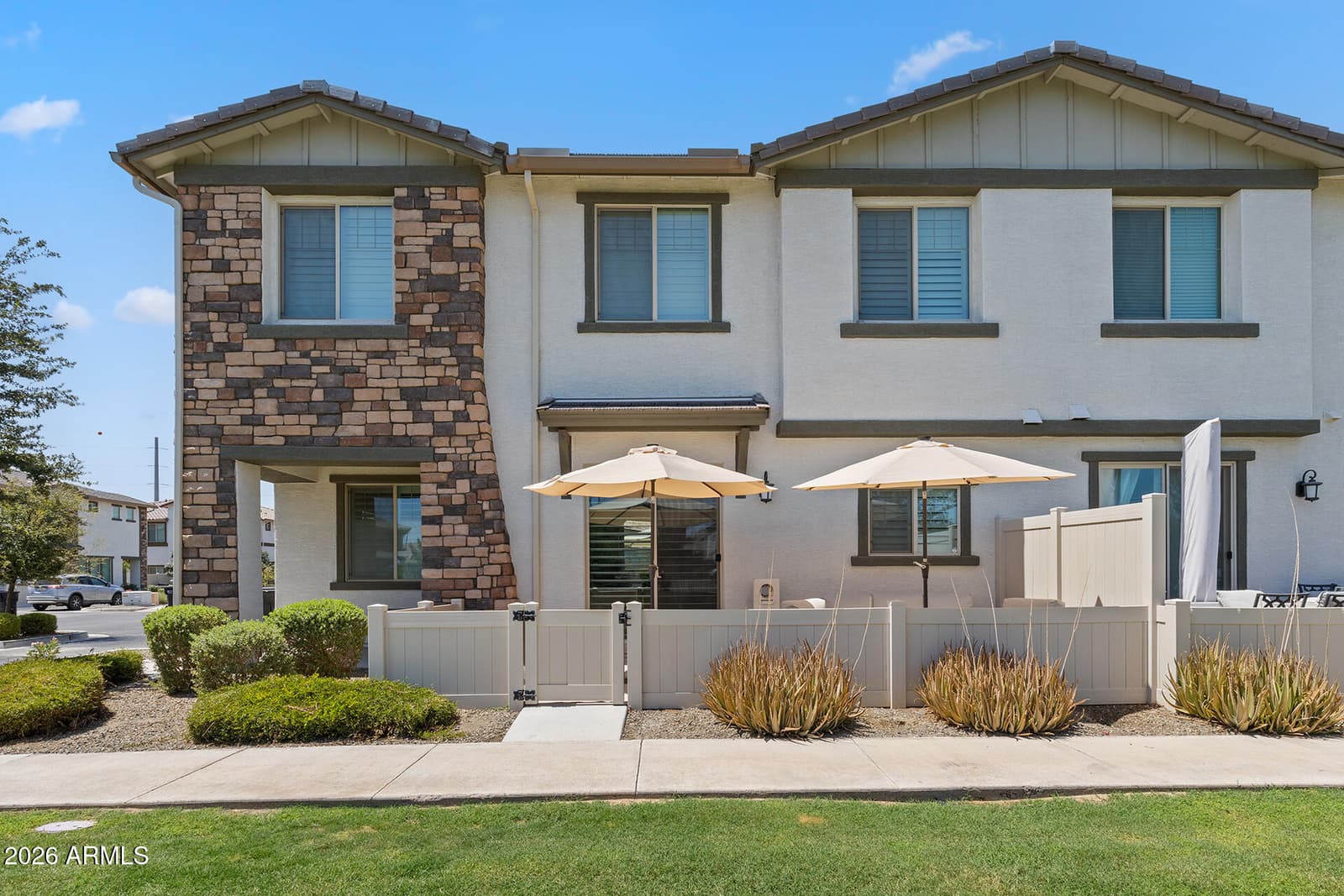 4100 S Pinelake Way 104, Chandler, AZ 85249 — photo 1 of 28