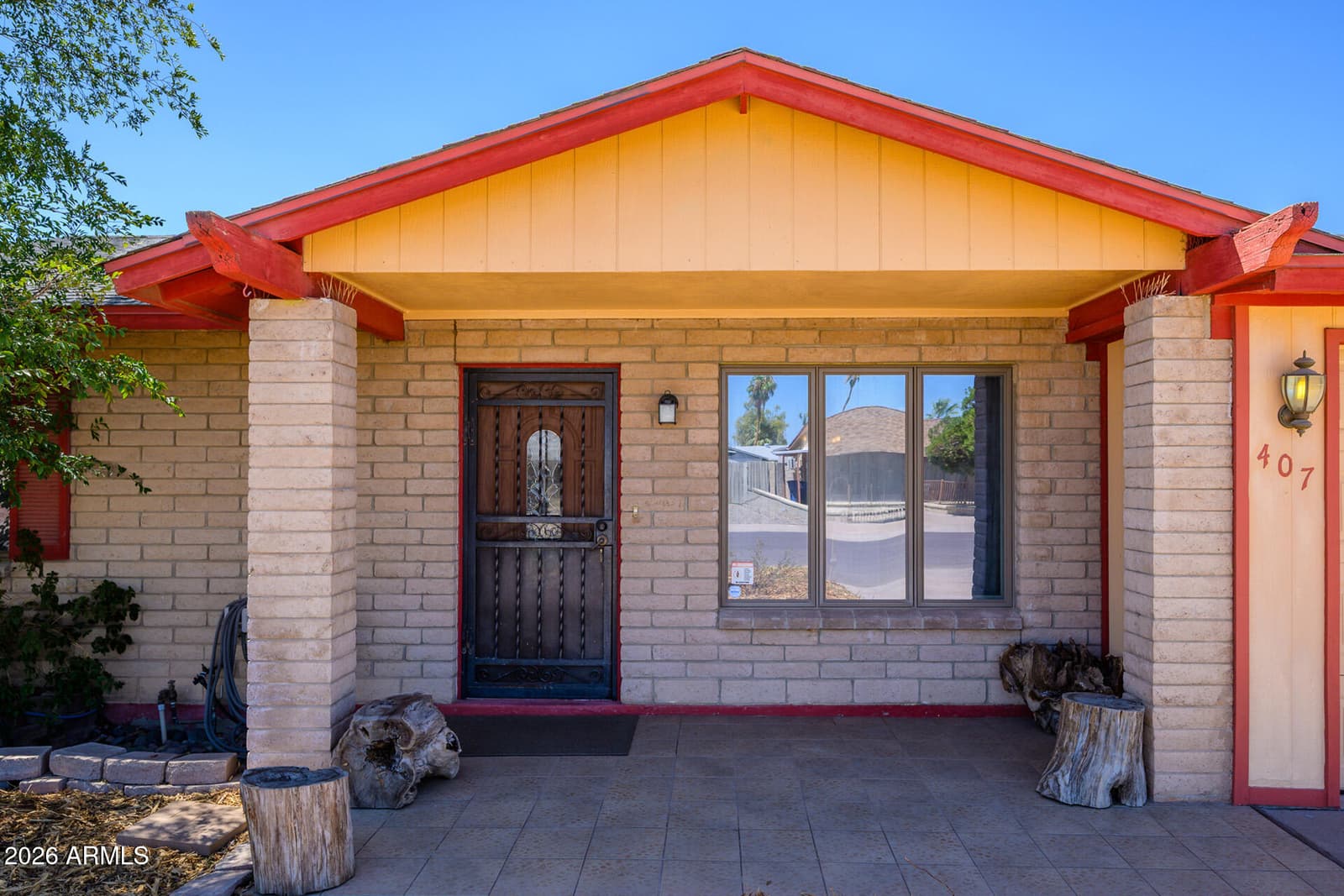 407 E Julie Drive, Tempe, AZ 85283 — photo 4 of 27