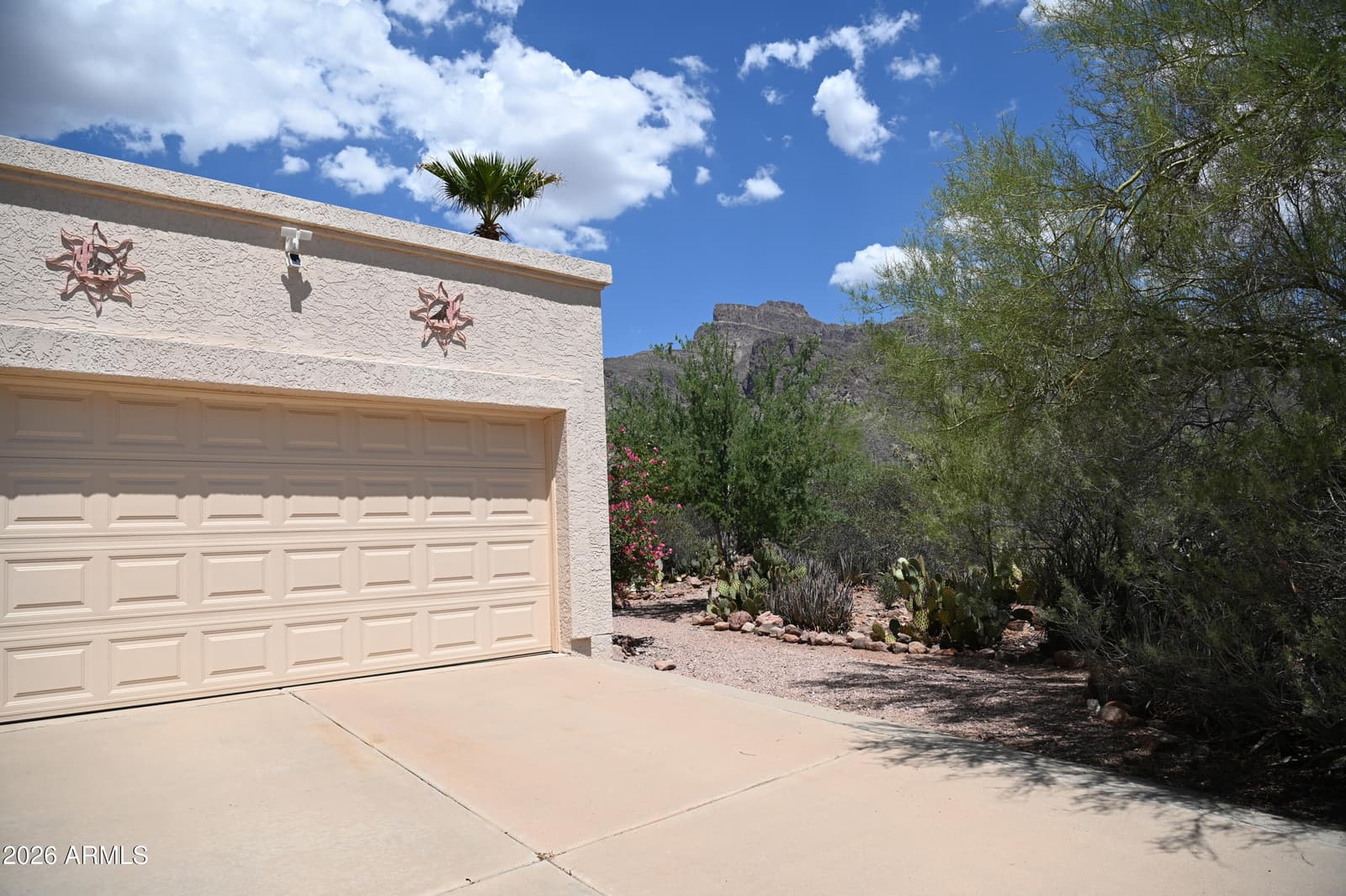 6160 E Roosevelt Street, Apache Junction, AZ 85119 — photo 4 of 47