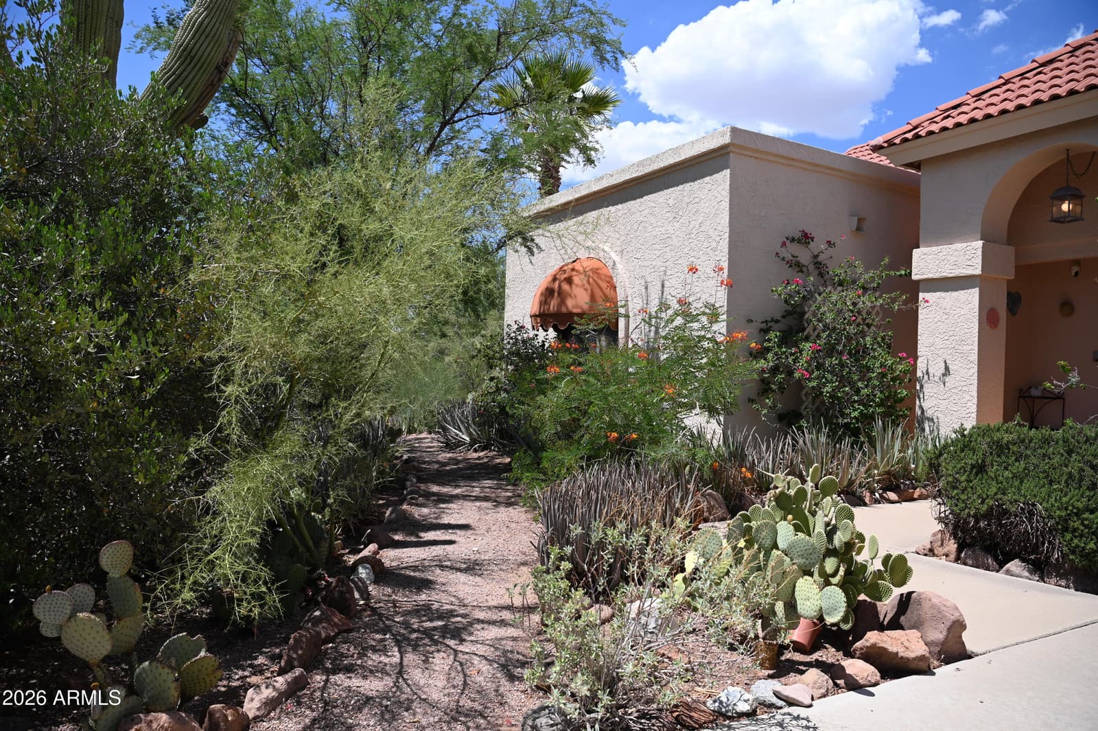 6160 E Roosevelt Street, Apache Junction, AZ 85119 — photo 5 of 47