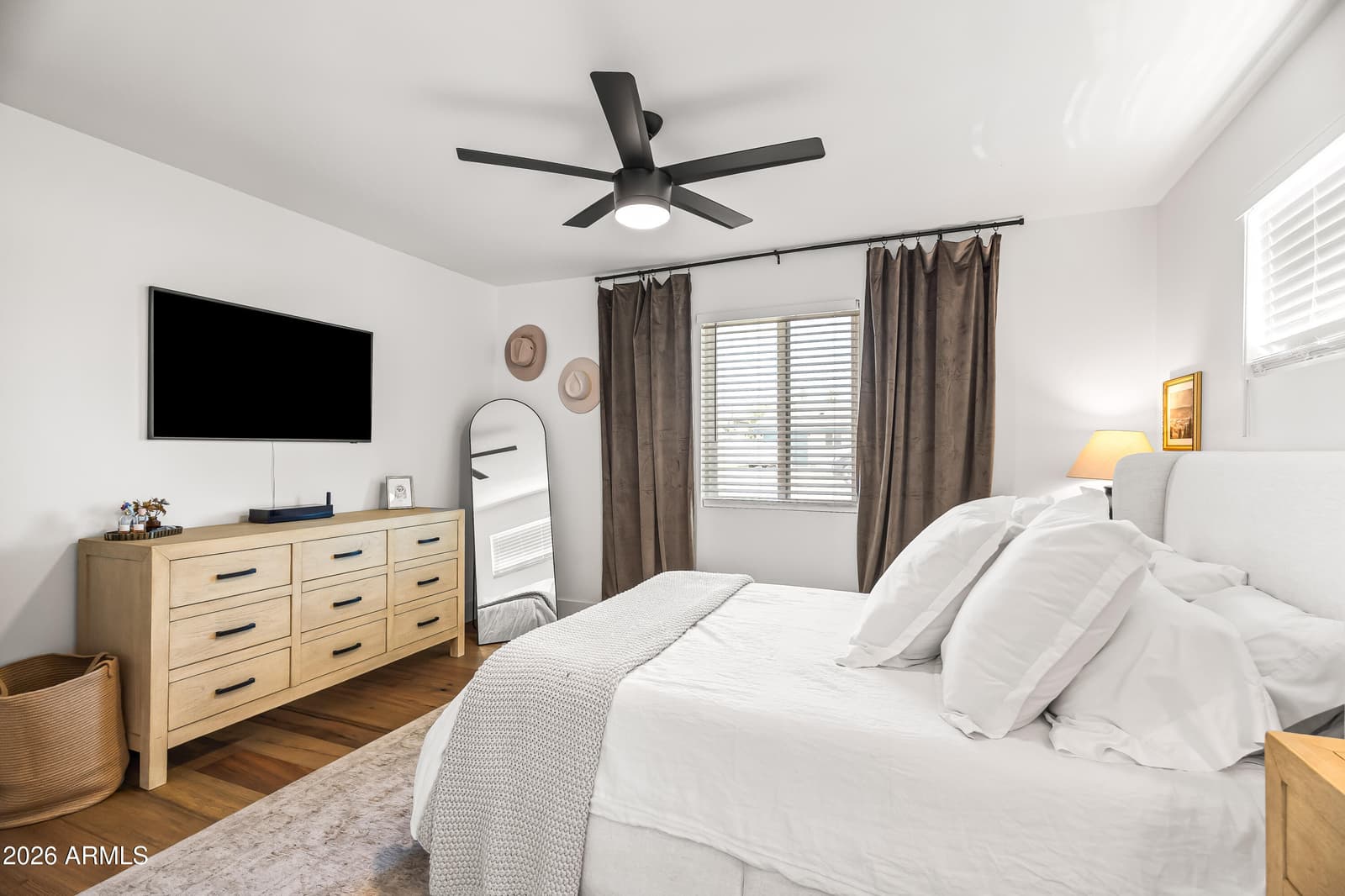 901 E Berridge Lane, Phoenix, AZ 85014 — photo 14 of 25