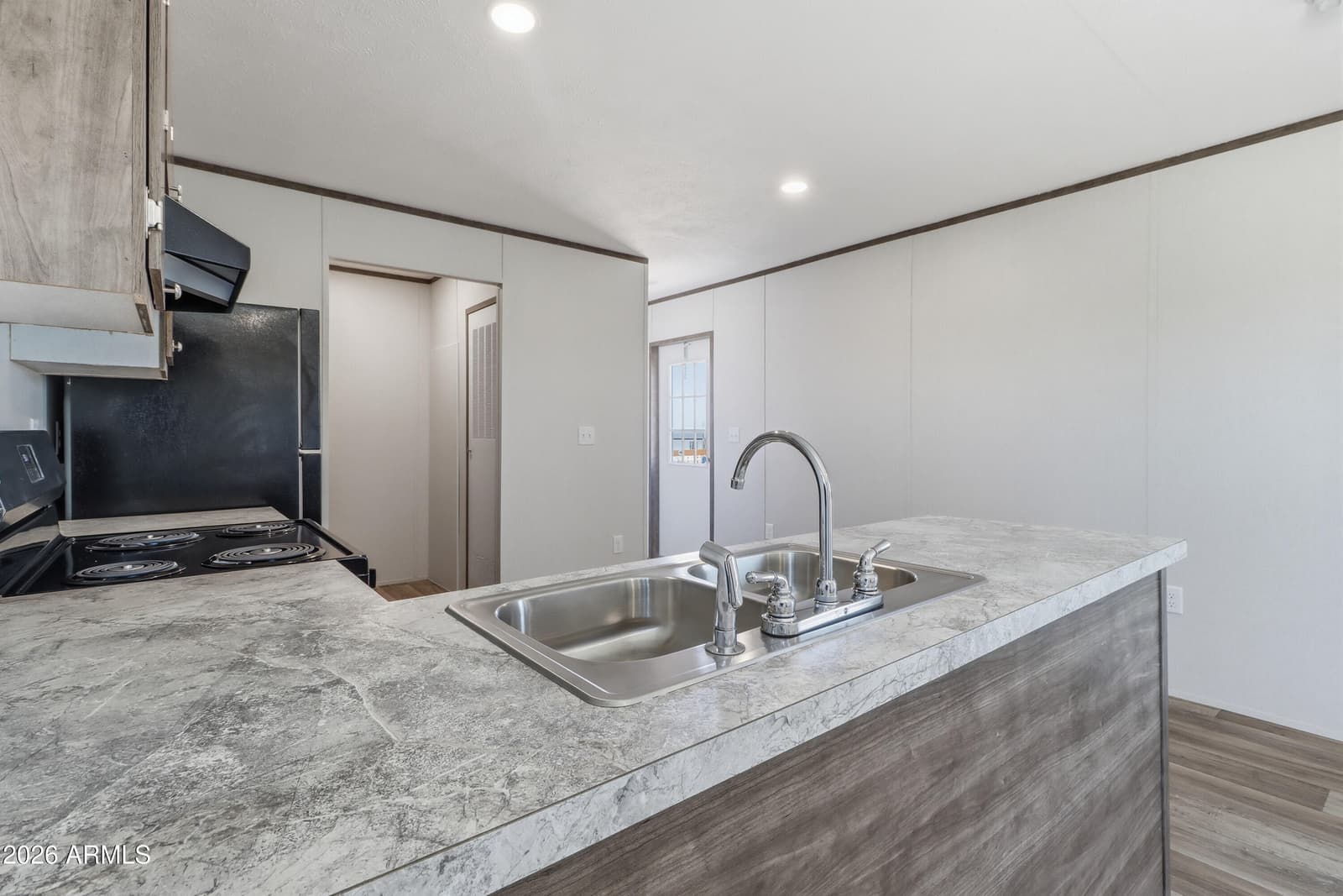 3162 W Century Drive, Benson, AZ 85602 — photo 13 of 34