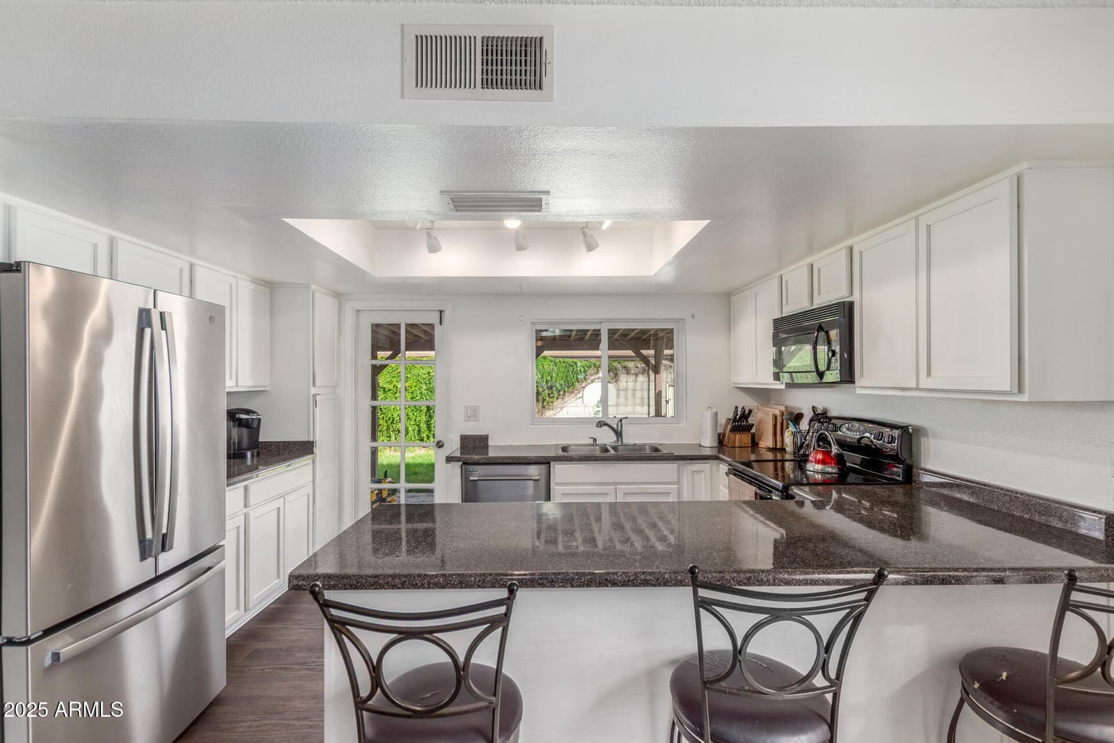 4732 W Davis Road, Glendale, AZ 85306 — photo 12 of 38