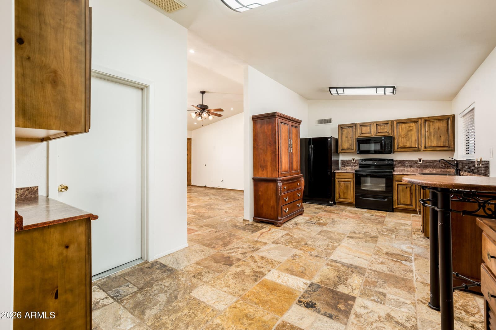 5013 E Shasta Street, Phoenix, AZ 85044 — photo 4 of 20