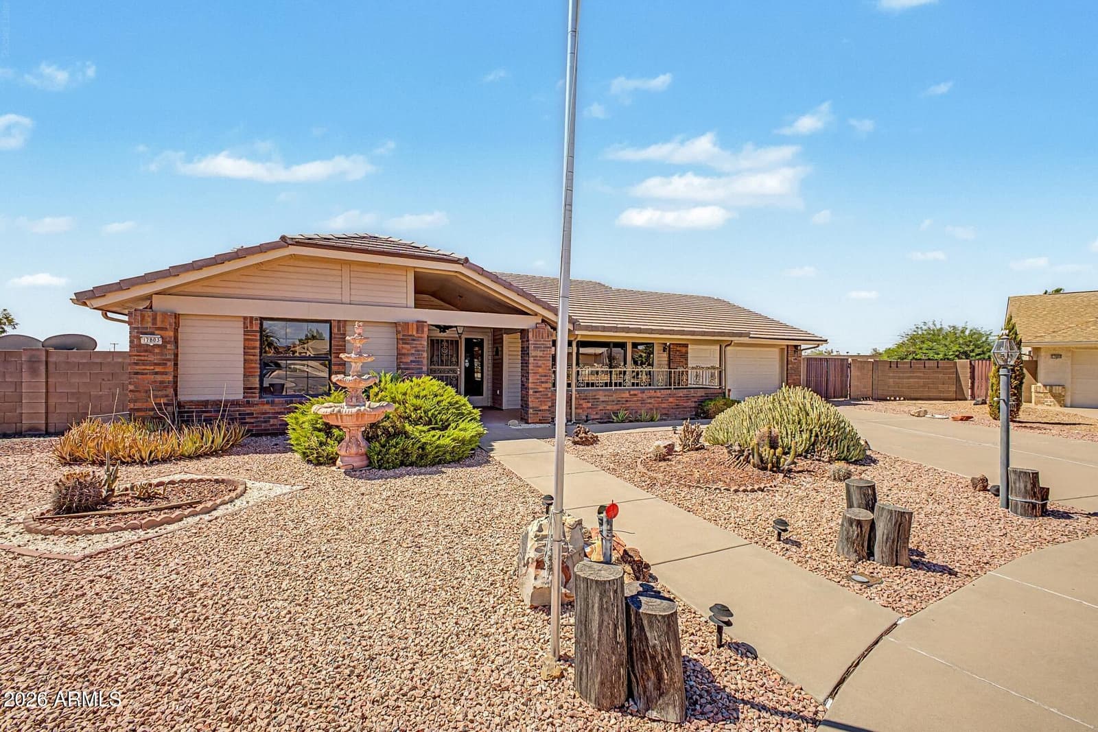 17803 N 136th Drive, Sun City West, AZ 85375 — photo 2 of 36