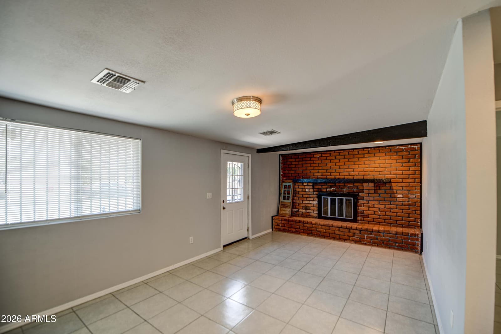 3530 N 63rd Drive, Phoenix, AZ 85033 — photo 4 of 34