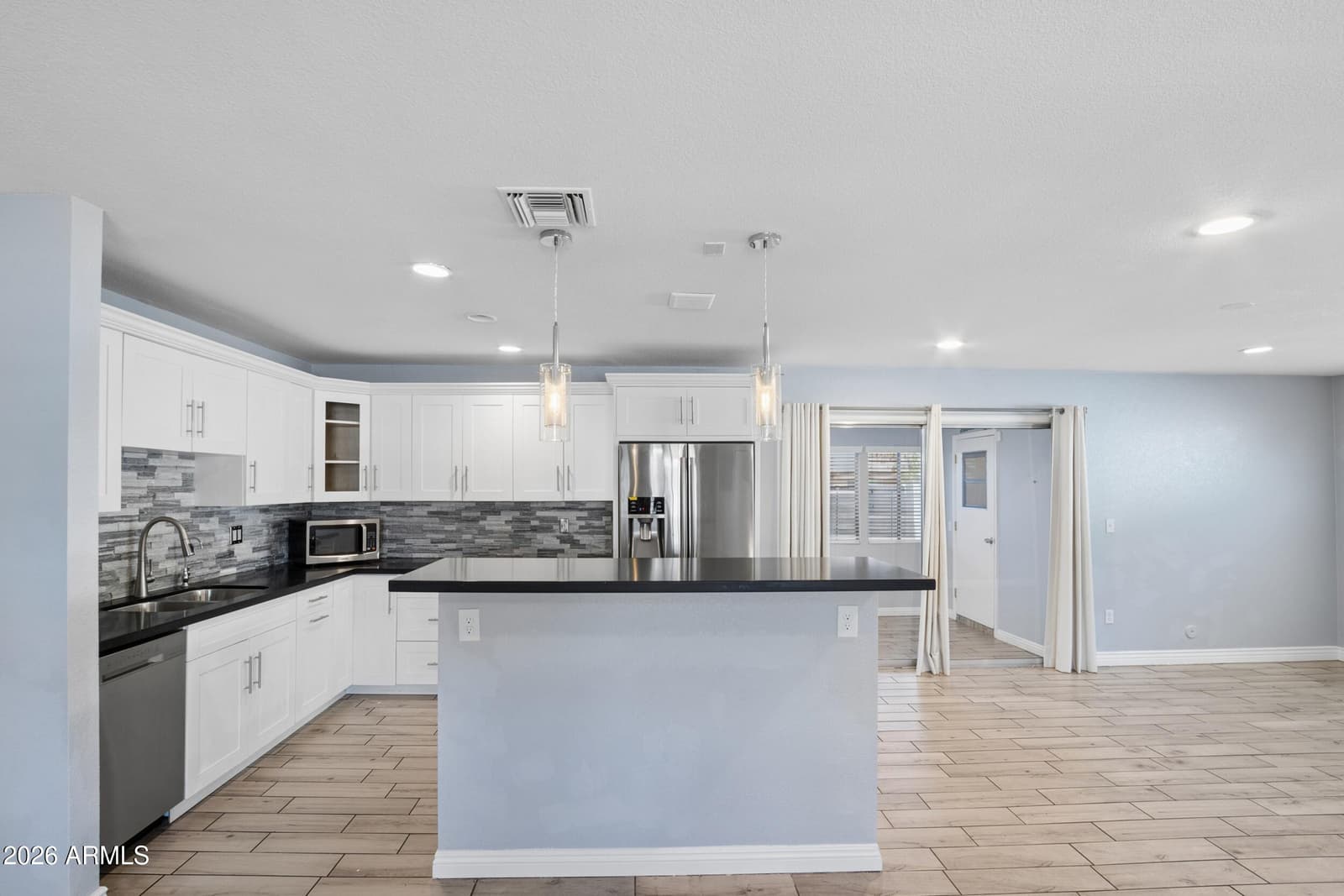 1017 E El Caminito Drive, Phoenix, AZ 85020 — photo 16 of 43