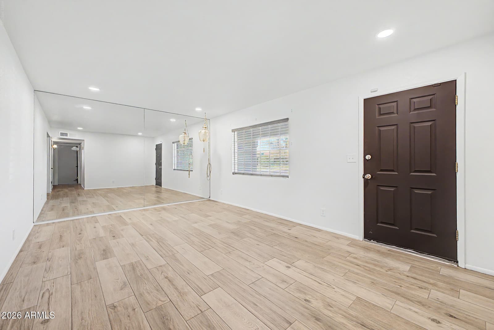 1326 S Spur, Mesa, AZ 85204 — photo 4 of 18
