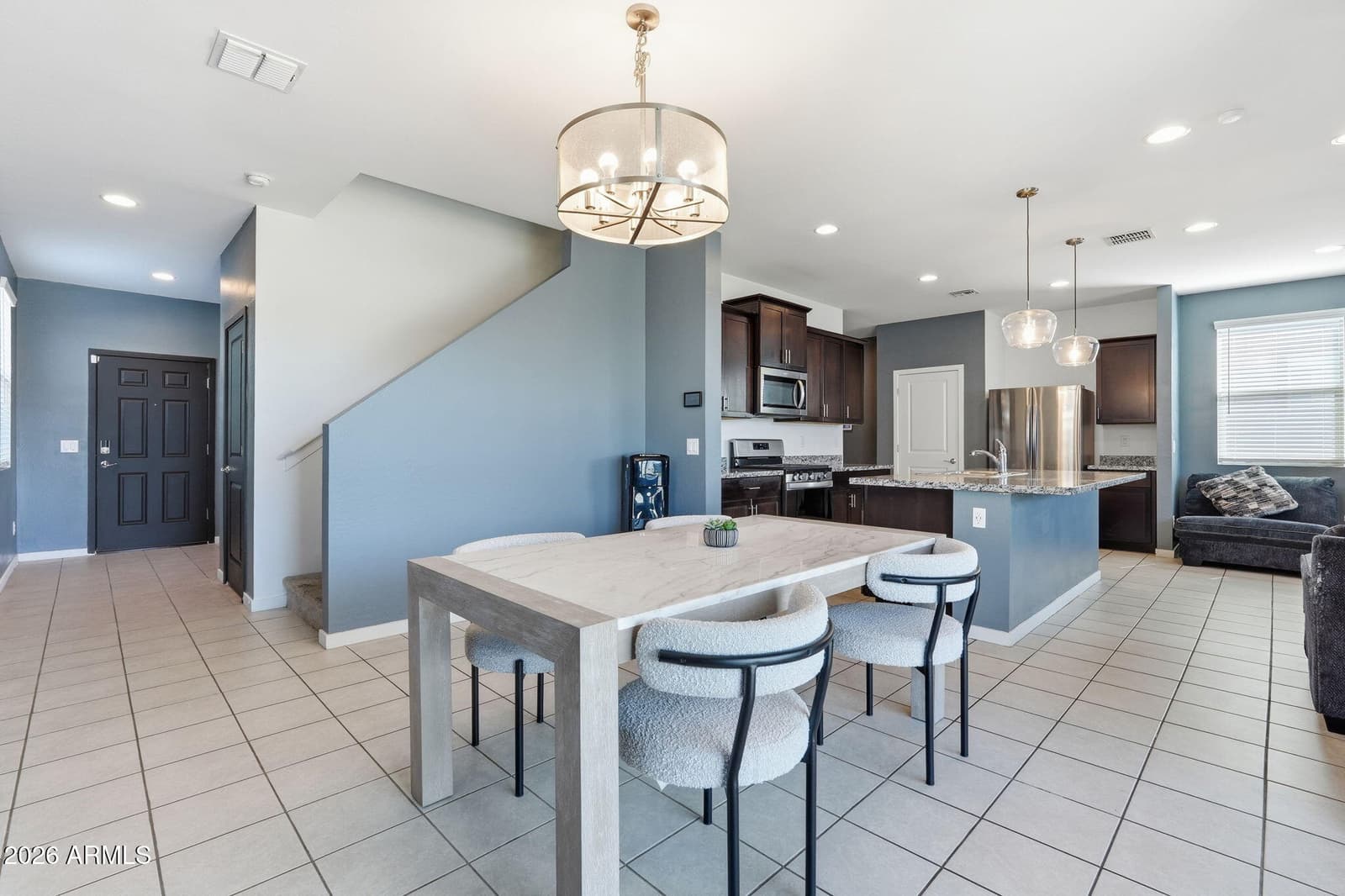 6835 W Getty Drive, Phoenix, AZ 85043 — photo 6 of 50