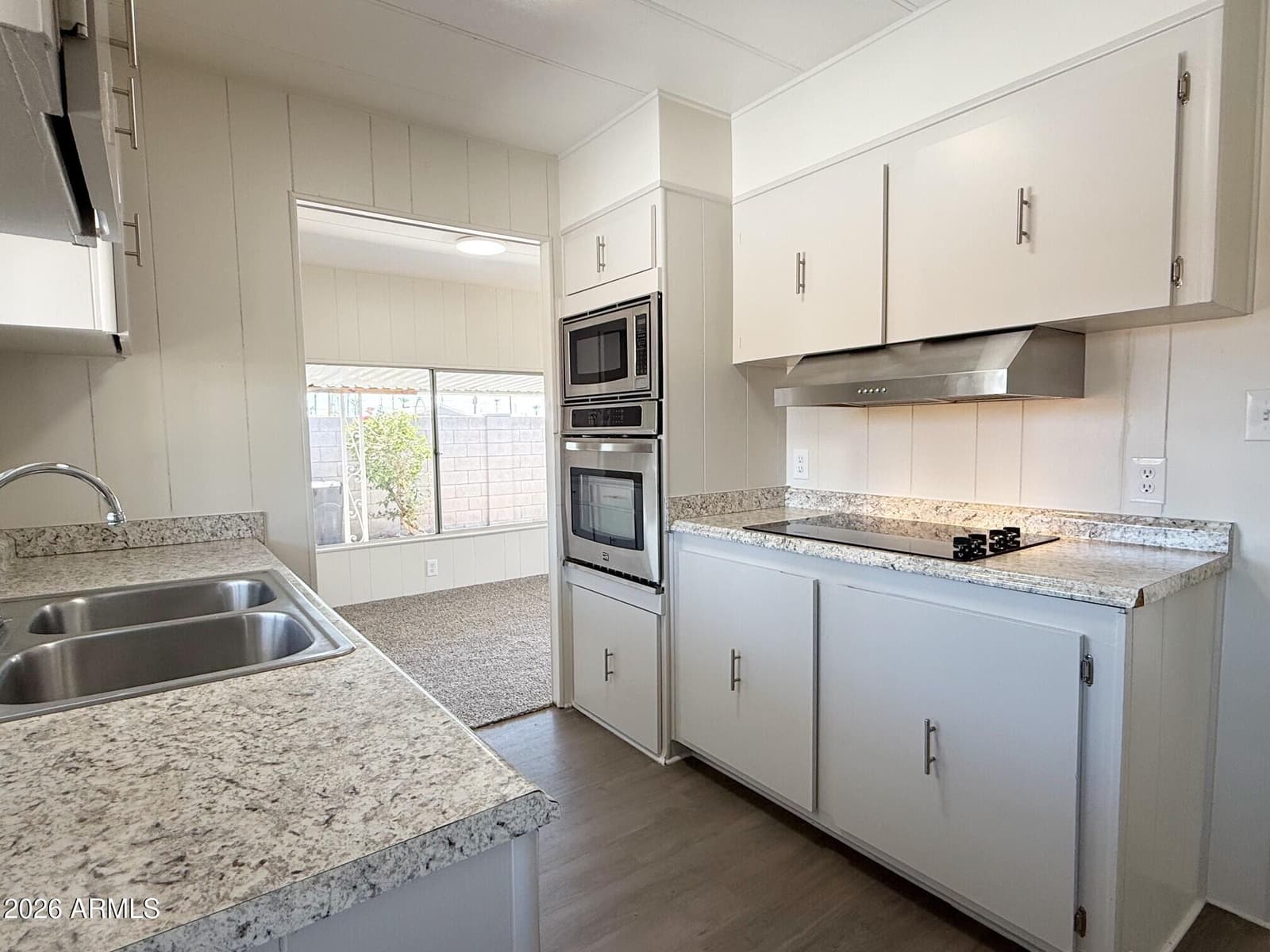 7558 E Baywood Avenue, Mesa, AZ 85208 — photo 7 of 21