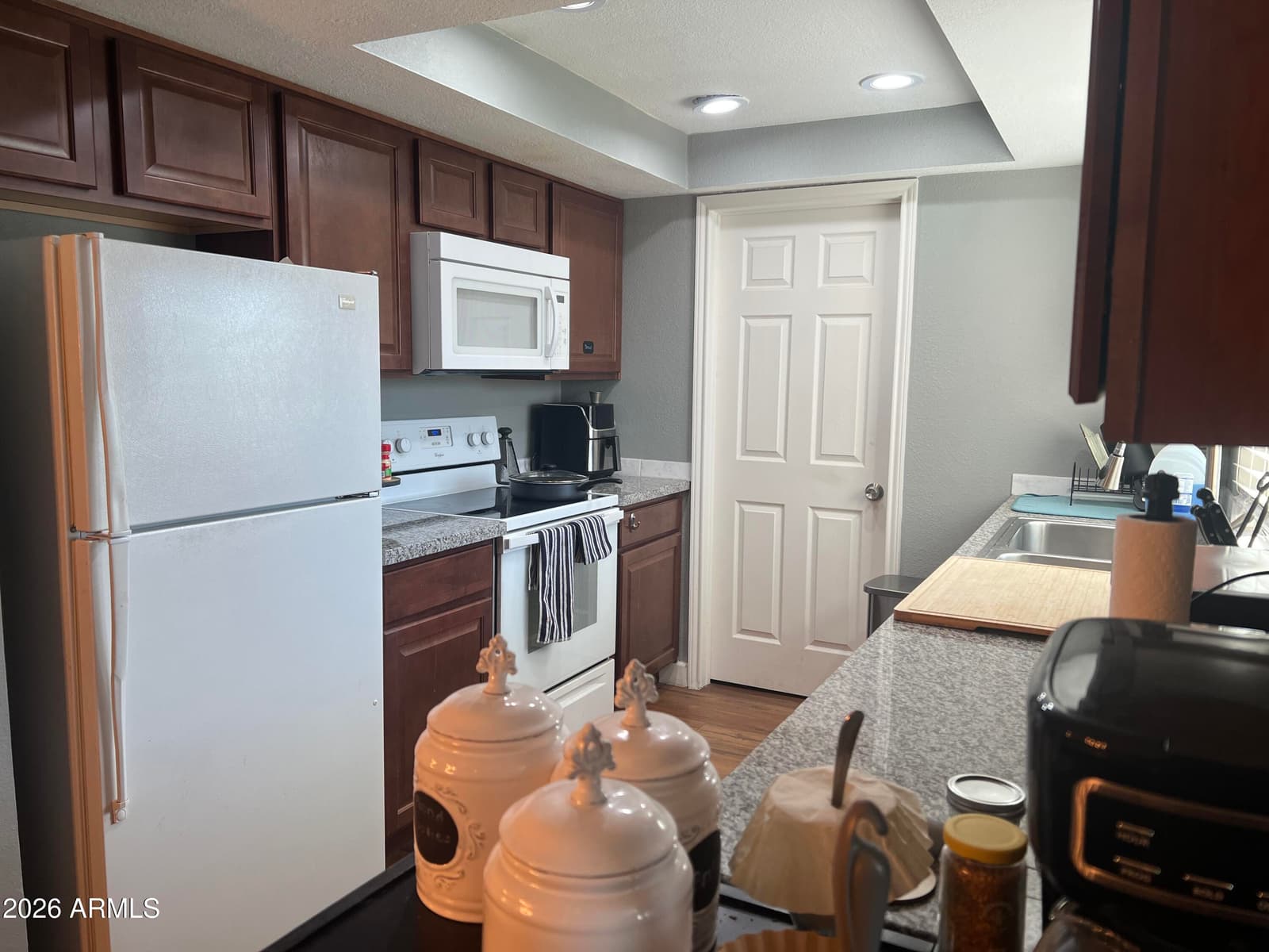 6943 W Devonshire Avenue 1355, Phoenix, AZ 85033 — photo 11 of 12