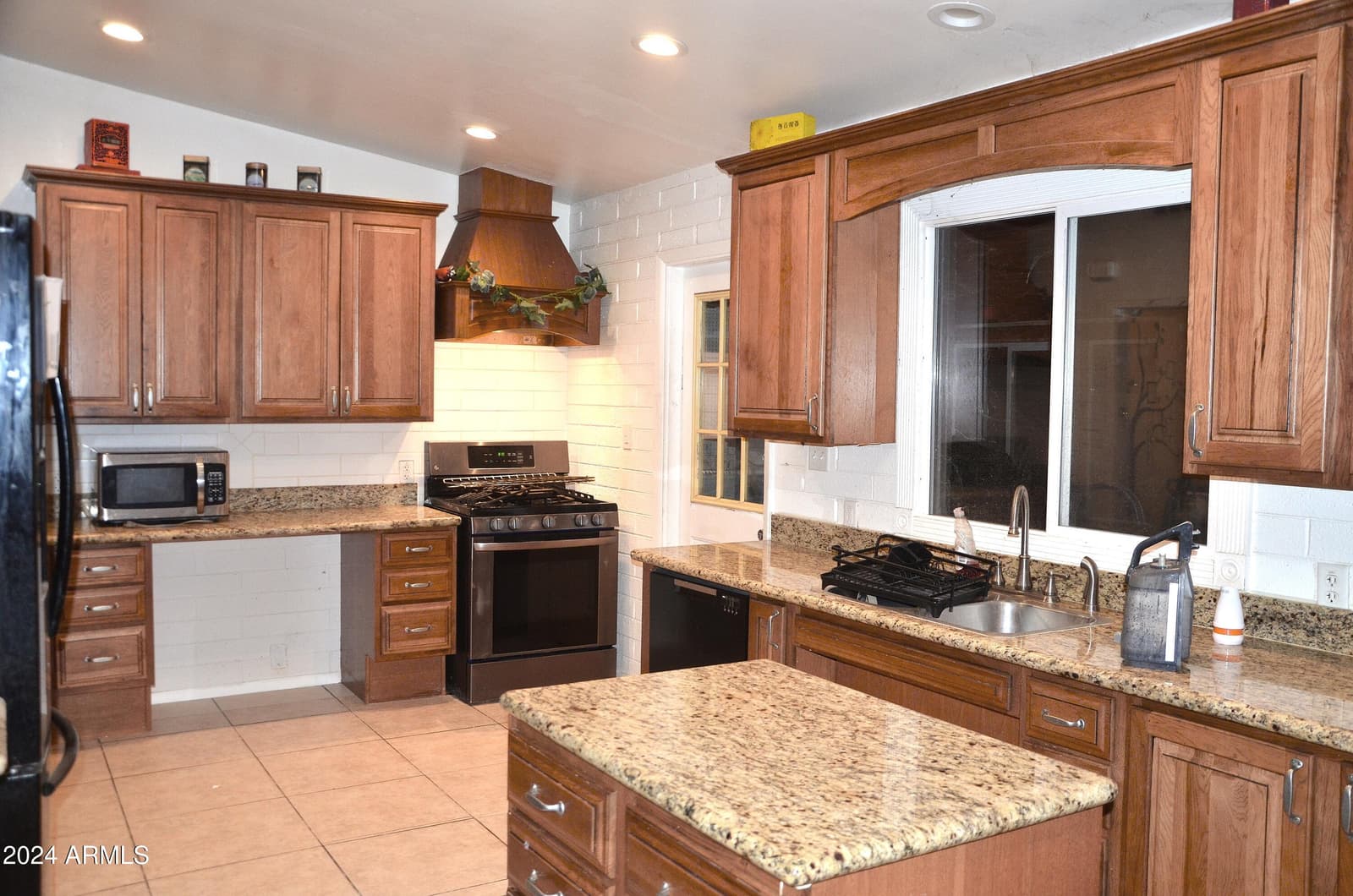 655 W Caroline Street, Coolidge, AZ 85128 — photo 5 of 20