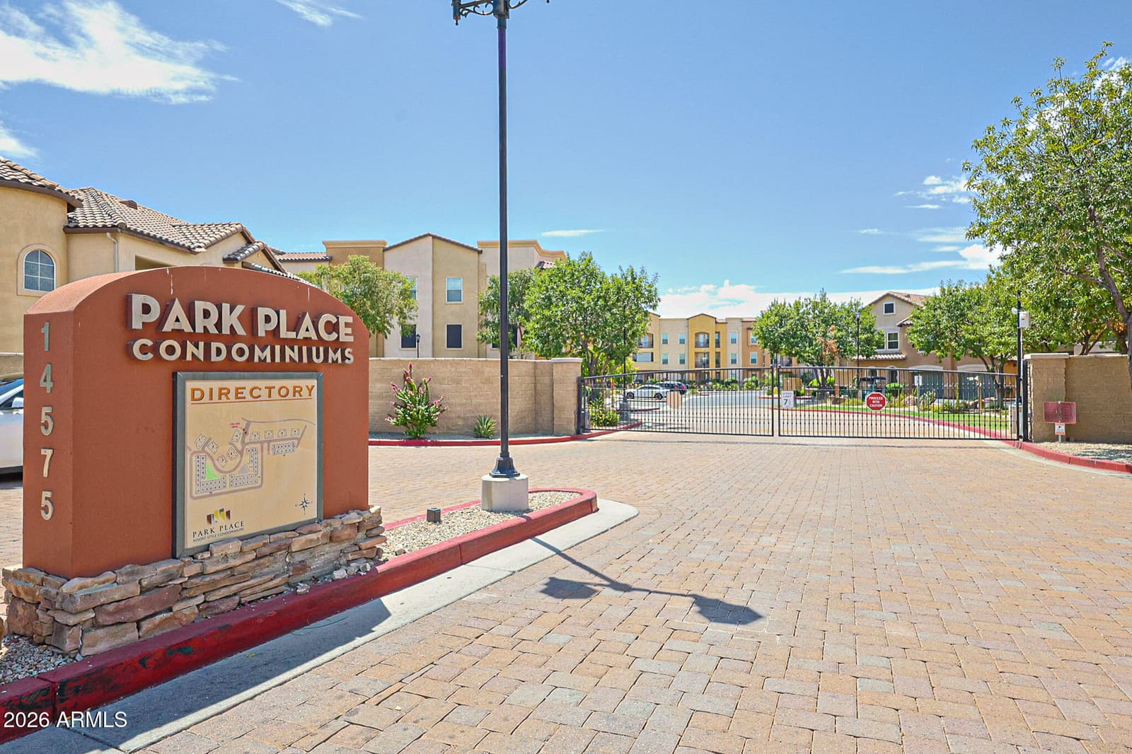 14575 W Mountain View Boulevard 10313, Surprise, AZ 85374 — photo 1 of 33