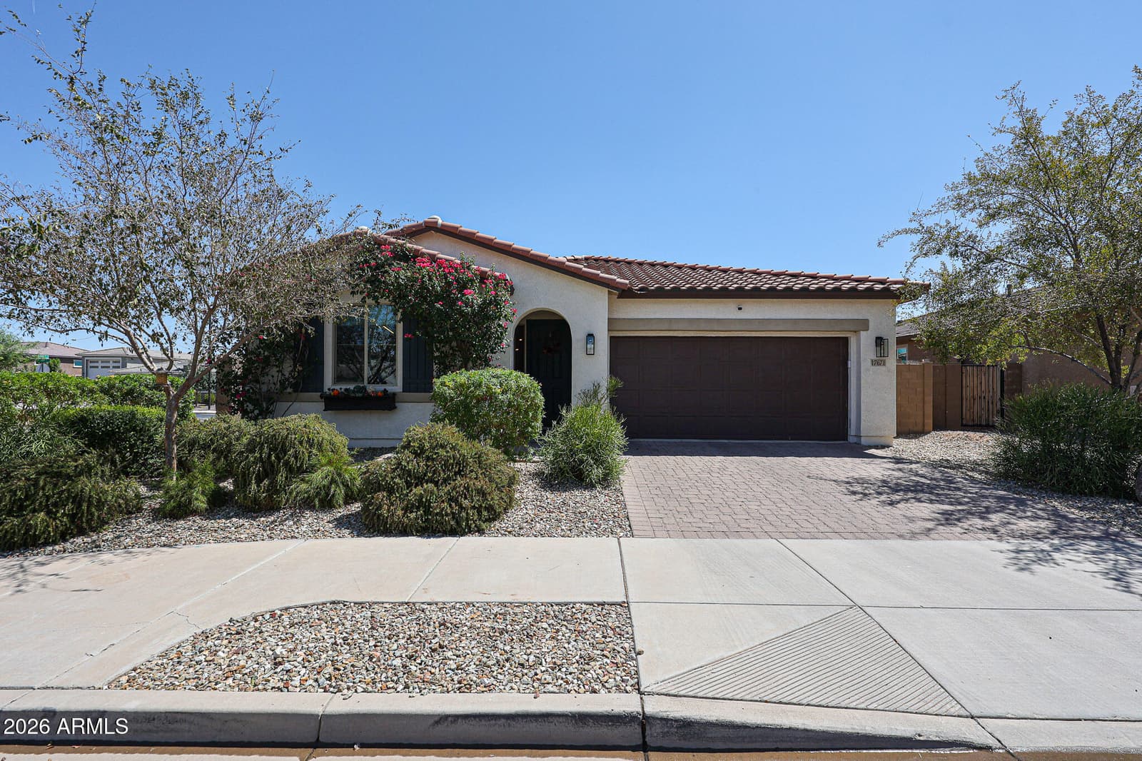 17671 W Buchanan Street, Goodyear, AZ 85338 — photo 4 of 68