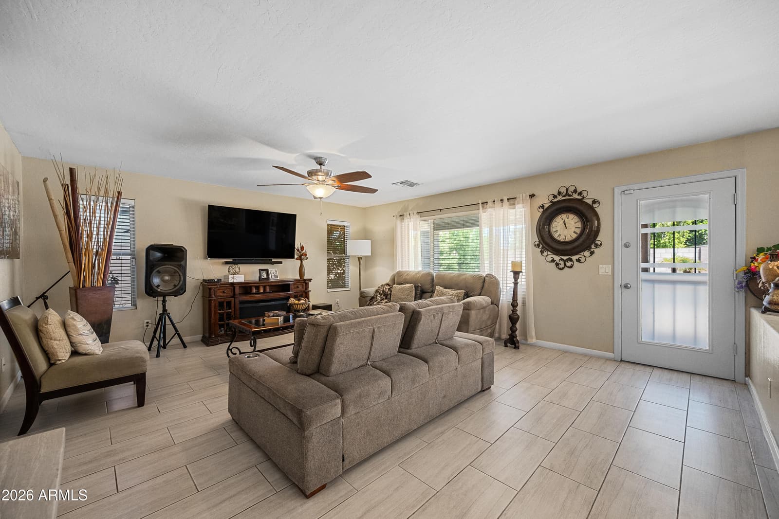 8320 W Berridge Lane, Glendale, AZ 85305 — photo 17 of 77