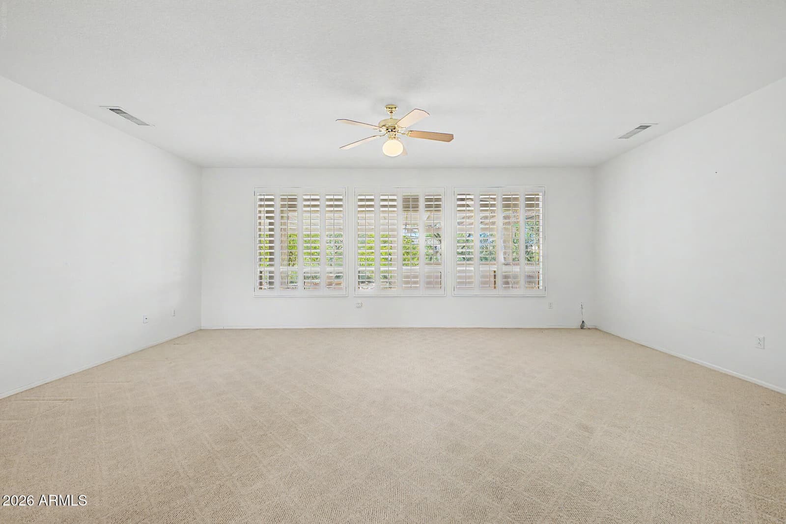 15573 W Las Verdes Way, Surprise, AZ 85374 — photo 6 of 33