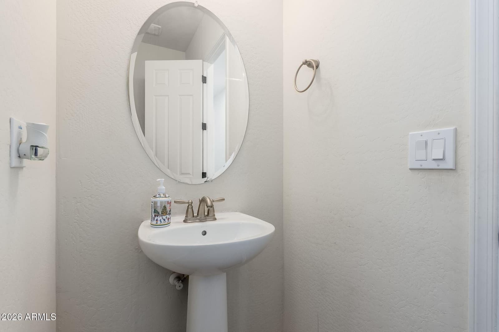 1528 W Red Bird Road, Phoenix, AZ 85085 — photo 19 of 75