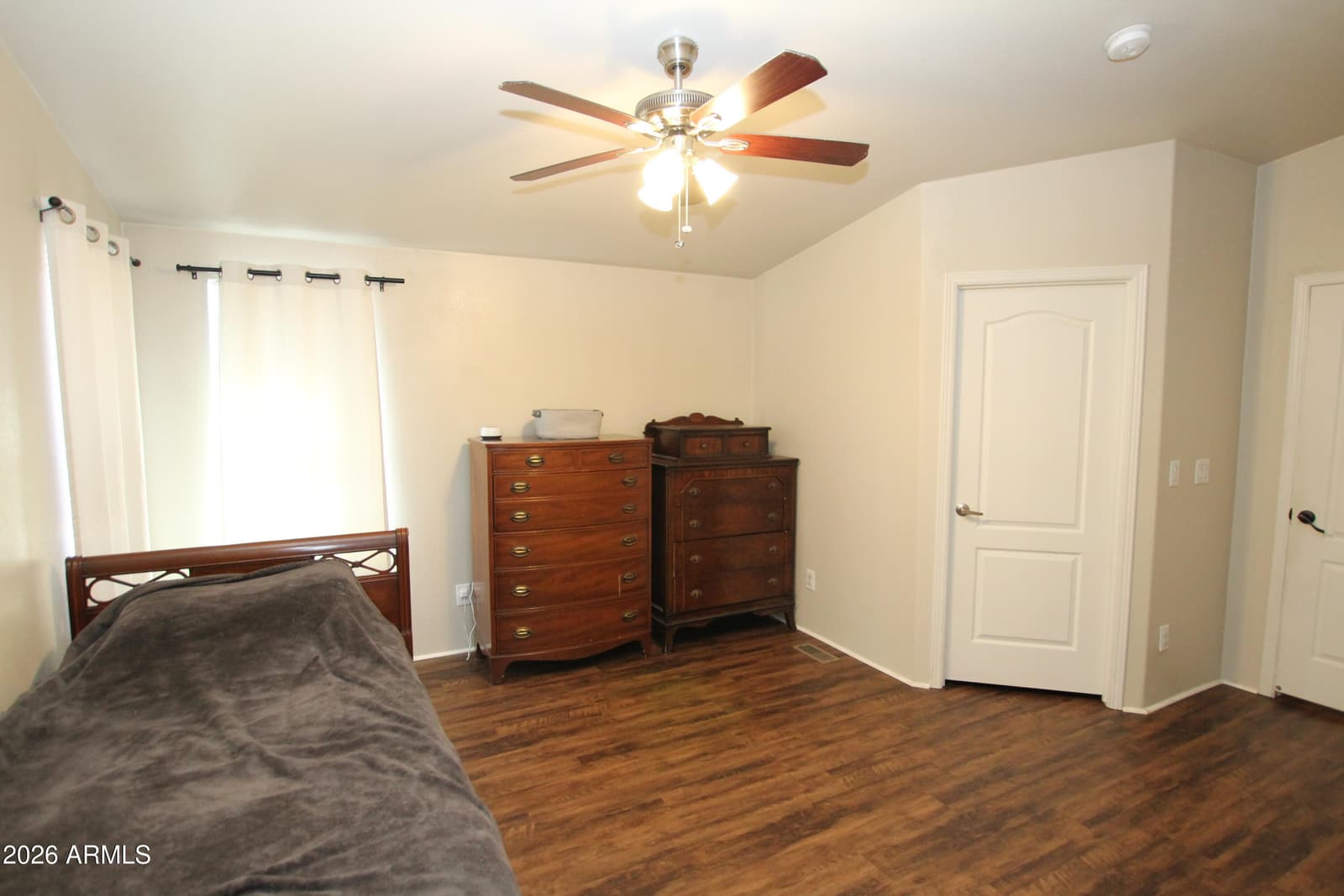 2120 E Bluefield Avenue 136, Phoenix, AZ 85022 — photo 15 of 32