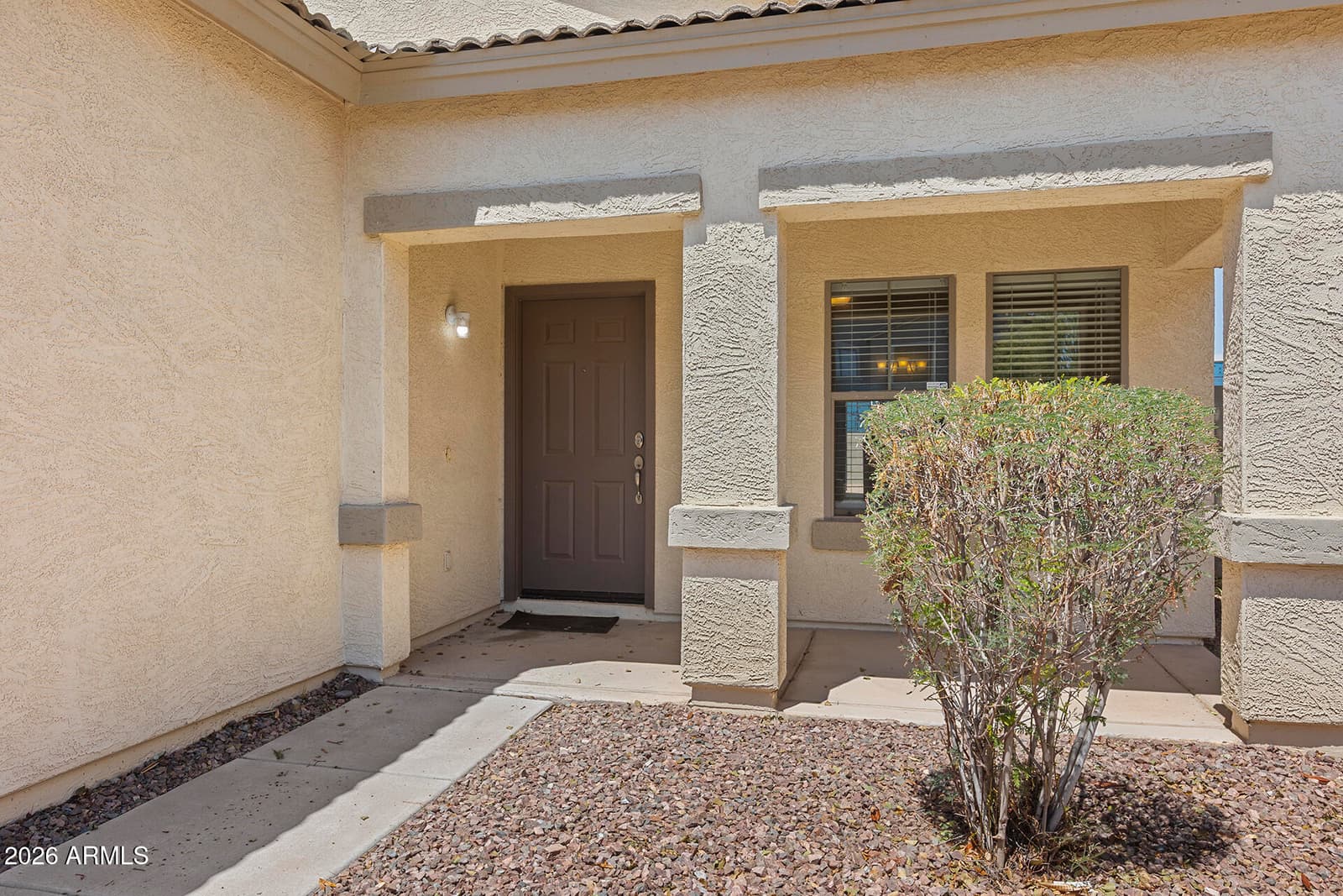 340 E Christopher Street, San Tan Valley, AZ 85140 — photo 4 of 44