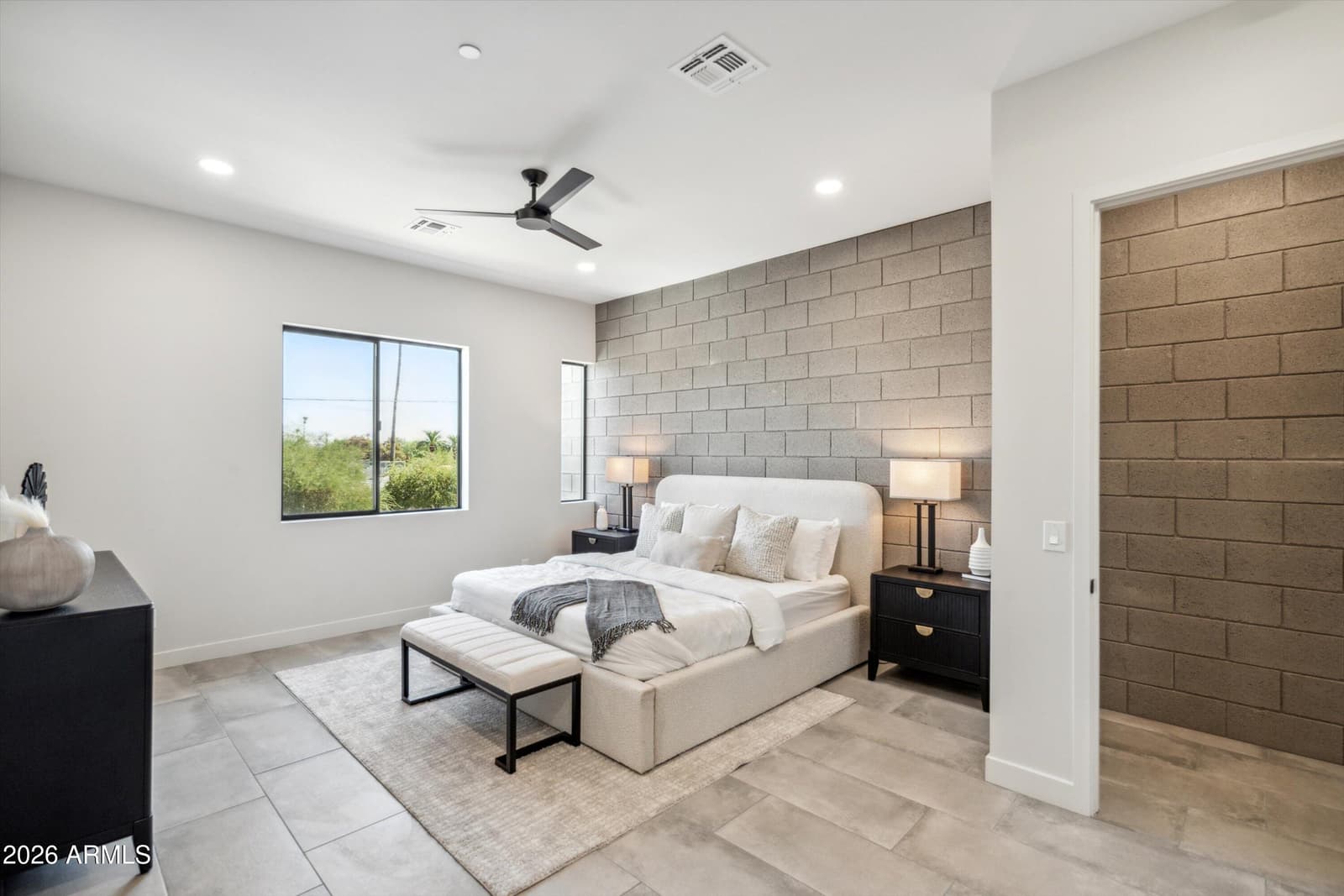 377 E Windsor Avenue 3, Phoenix, AZ 85004 — photo 10 of 24