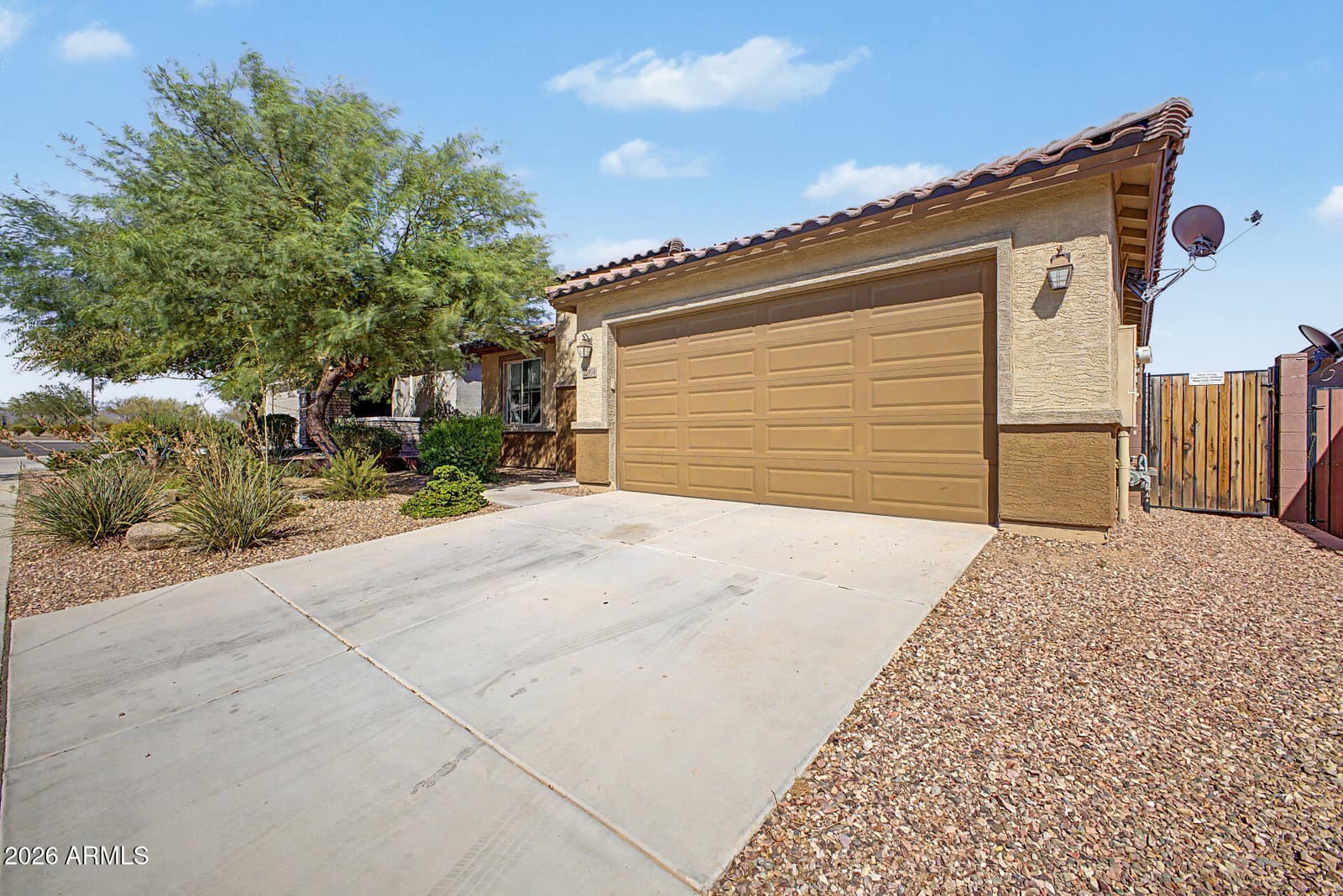 25959 N 162nd Drive, Surprise, AZ 85387 — photo 3 of 31