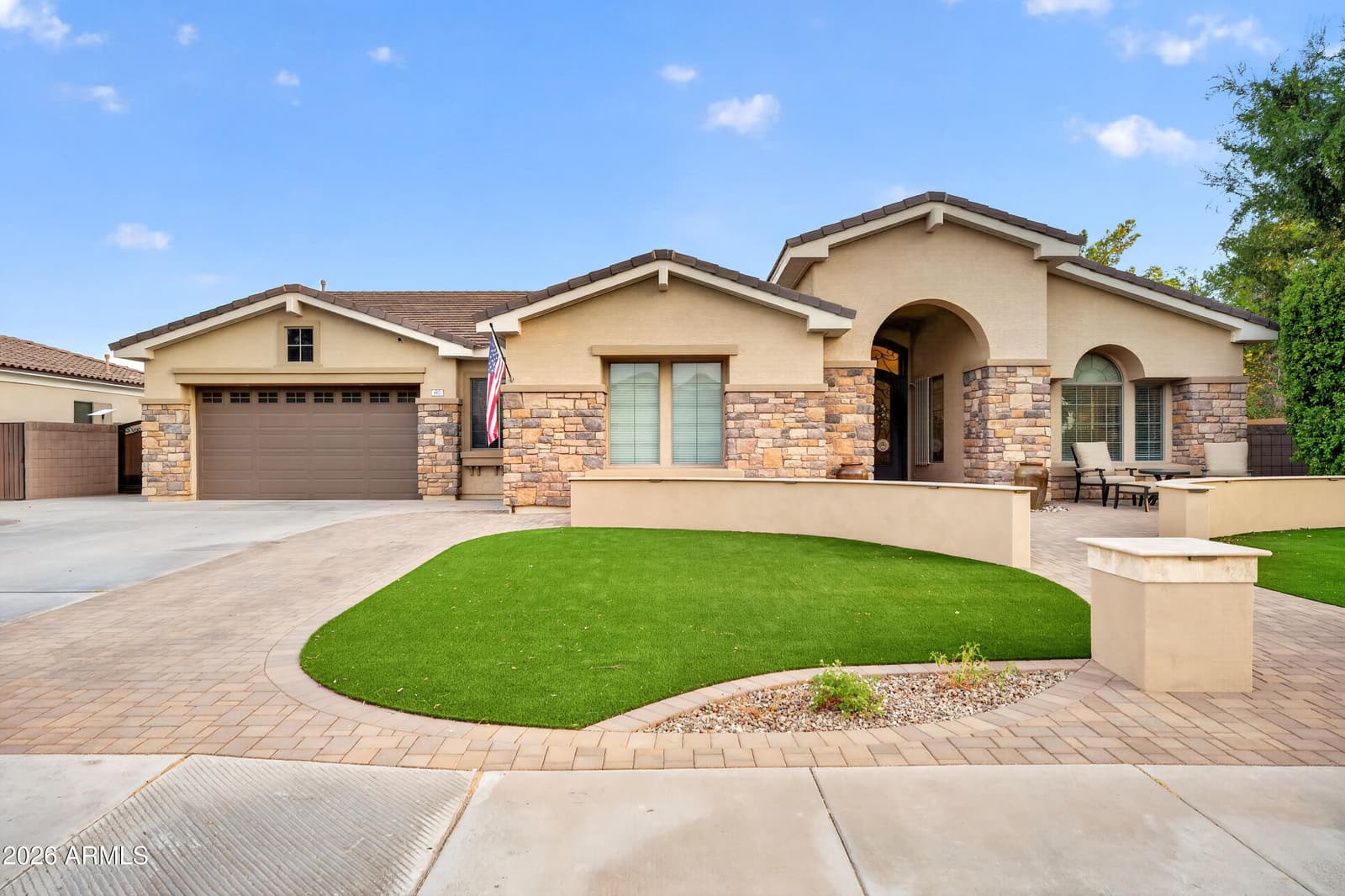607 E Elgin Street, Gilbert, AZ 85295 — photo 5 of 125