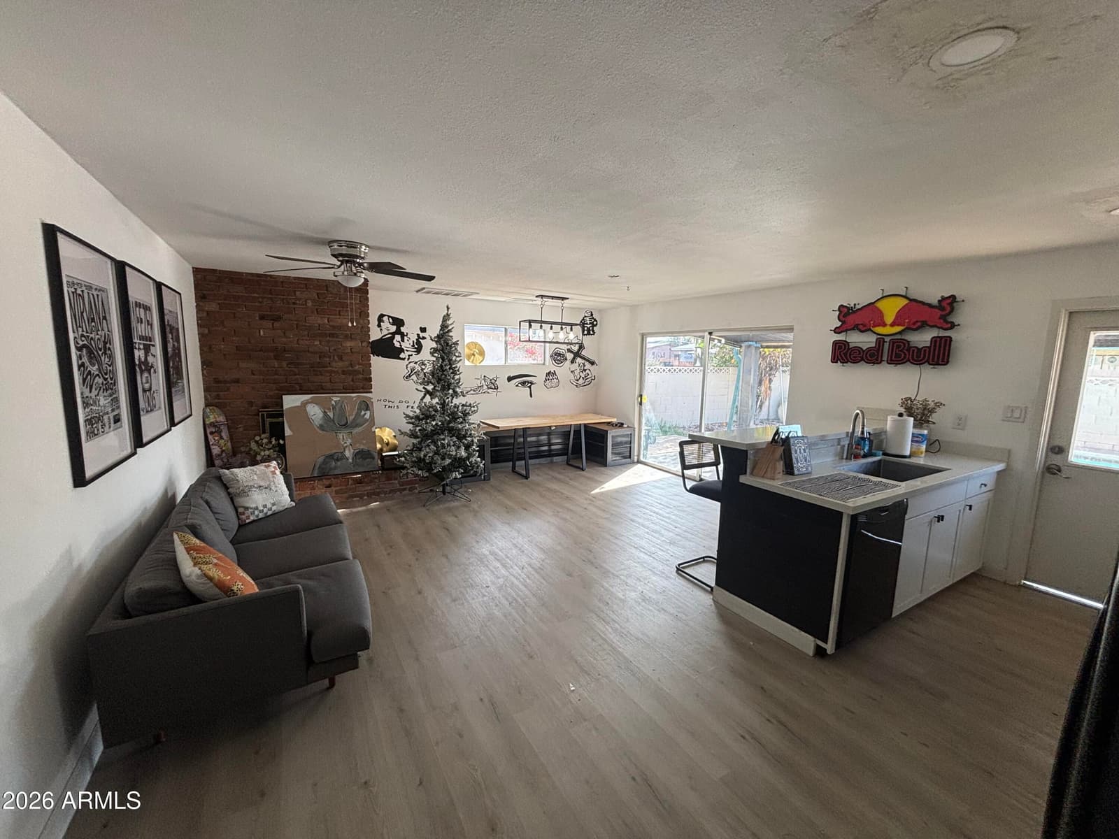 527 E Hermosa Drive, Tempe, AZ 85282 — photo 4 of 8