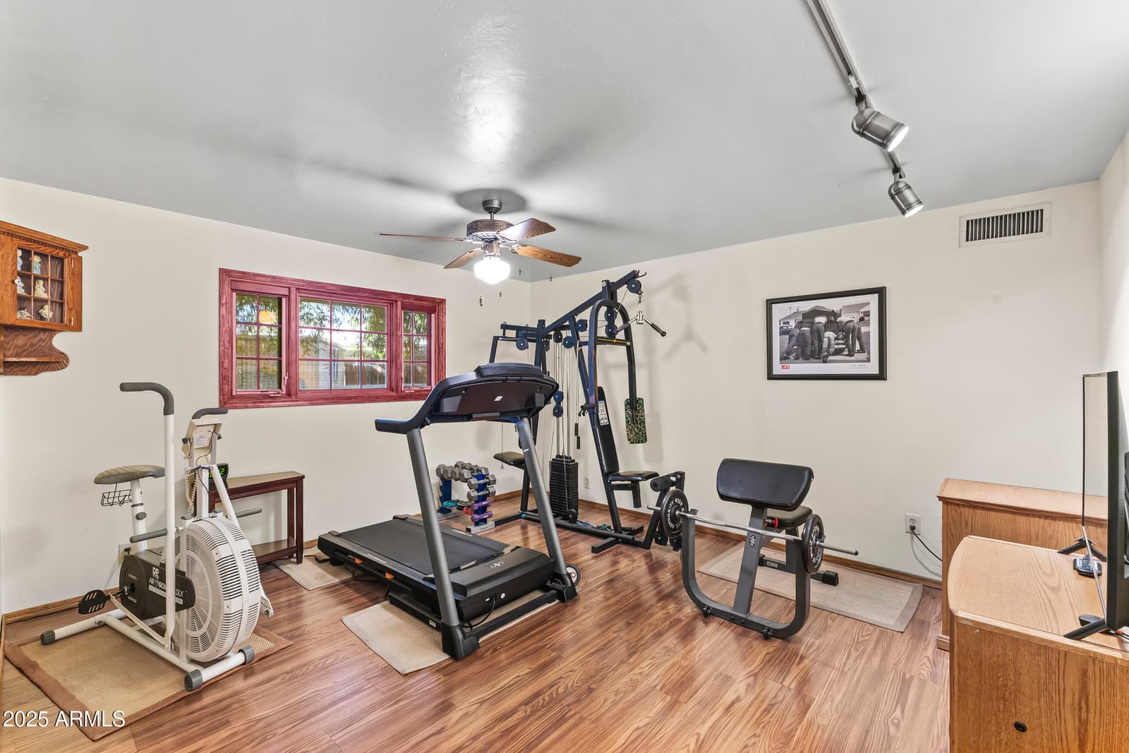 2047 W Cambridge Avenue, Phoenix, AZ 85009 — photo 32 of 54