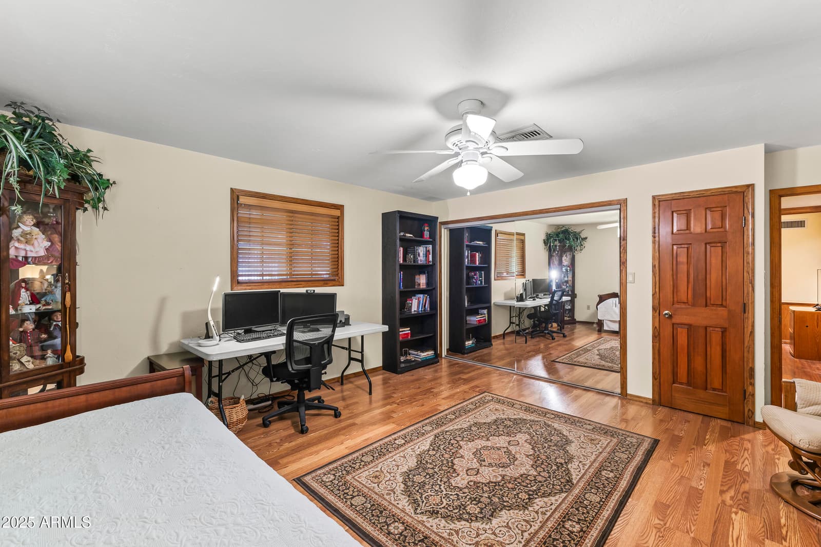 2047 W Cambridge Avenue, Phoenix, AZ 85009 — photo 34 of 54