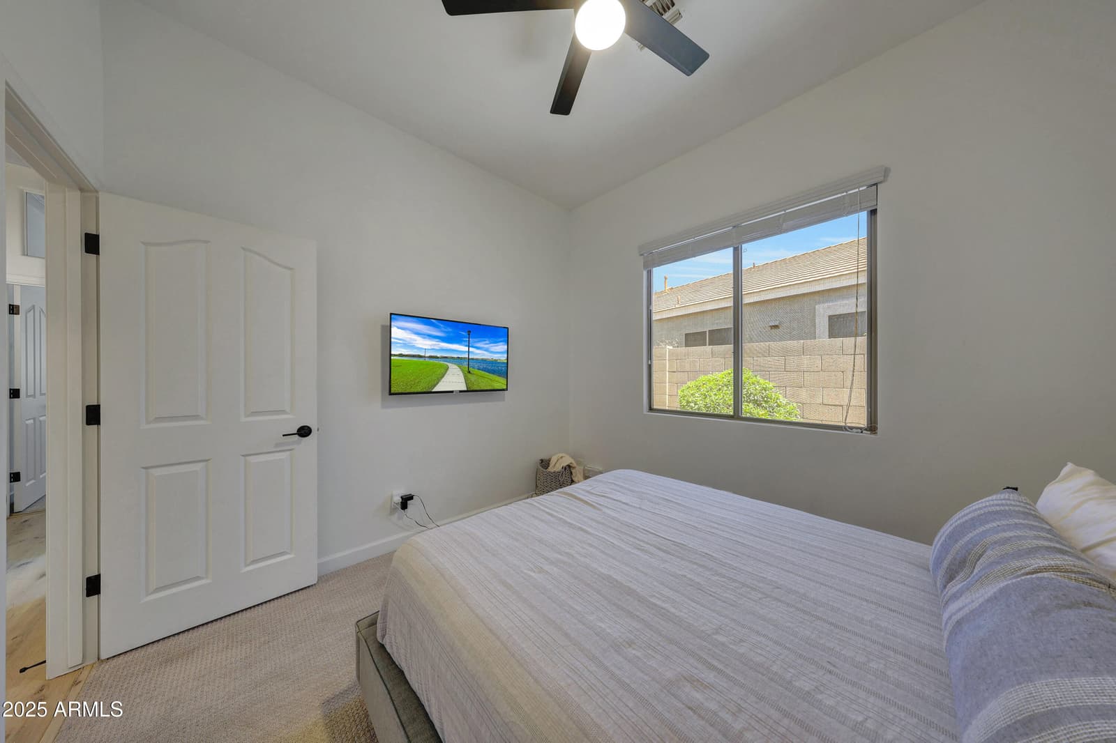4628 E Paso Trail, Phoenix, AZ 85050 — photo 9 of 26