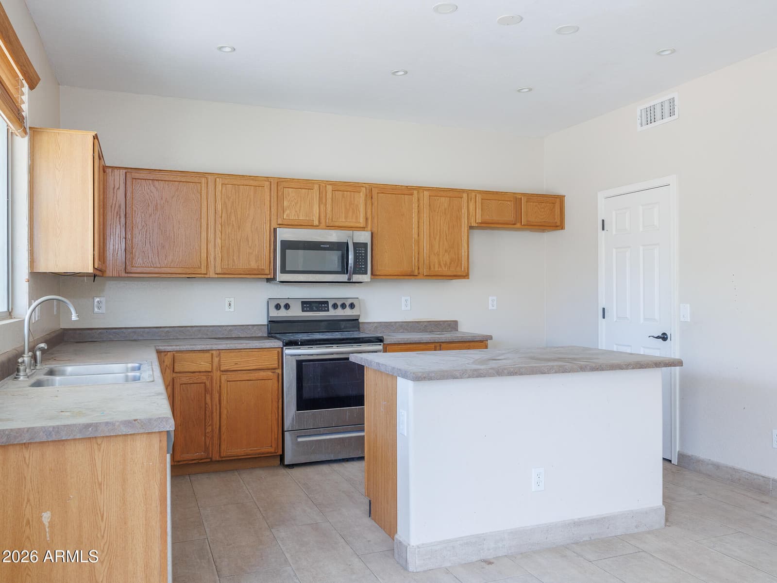 1359 E 11th Street, Casa Grande, AZ 85122 — photo 16 of 53
