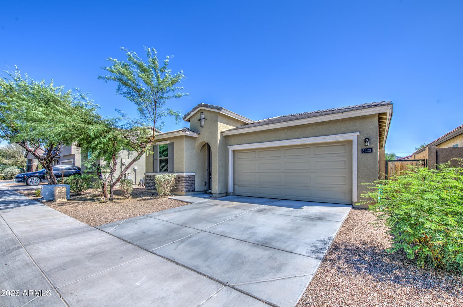 3223 W Minton Street, Phoenix, AZ 85041 — photo 5 of 52