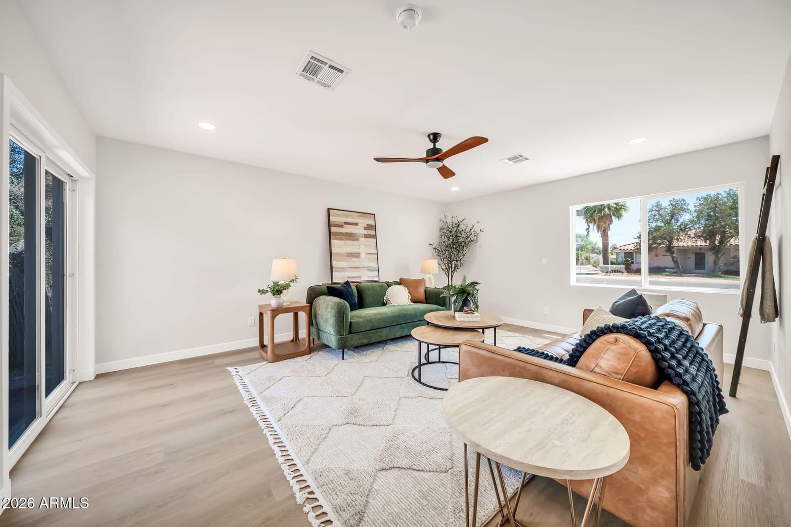 902 W Catalina Drive, Phoenix, AZ 85013 — photo 13 of 52