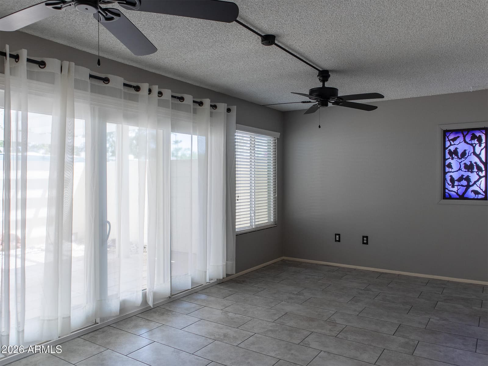 10020 W Royal Oak Road E, Sun City, AZ 85351 — photo 7 of 20